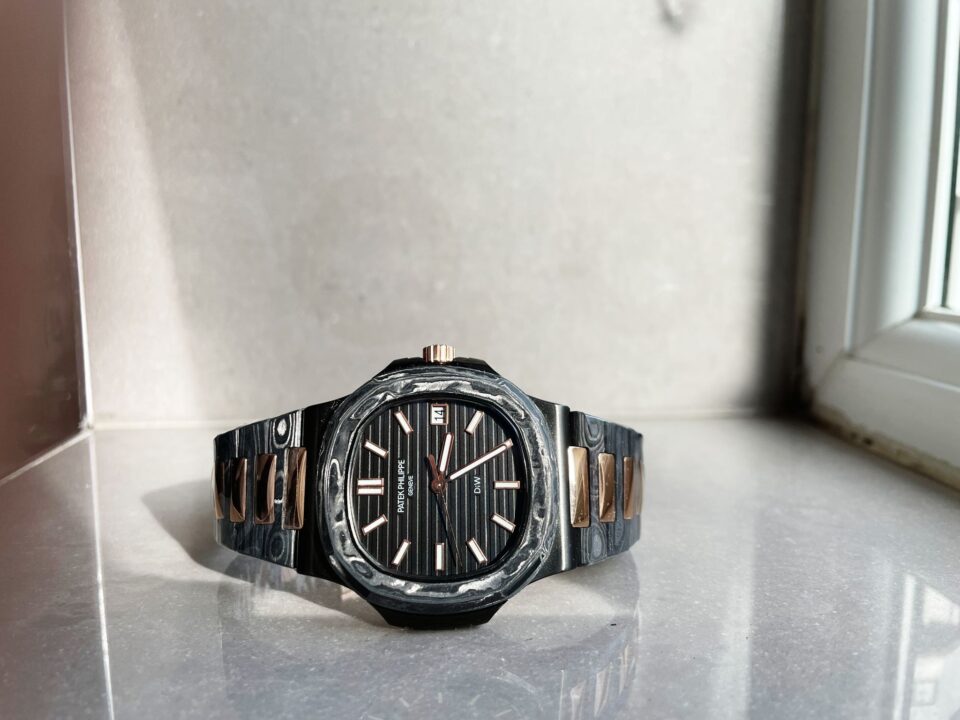 Replica PATEK PHILIPPE Nautilus 5711 DIW Carbon DIWF 1:1 Best Edition Black Textured Dial on Carbon/RG Bracelet 324CS - Top club
