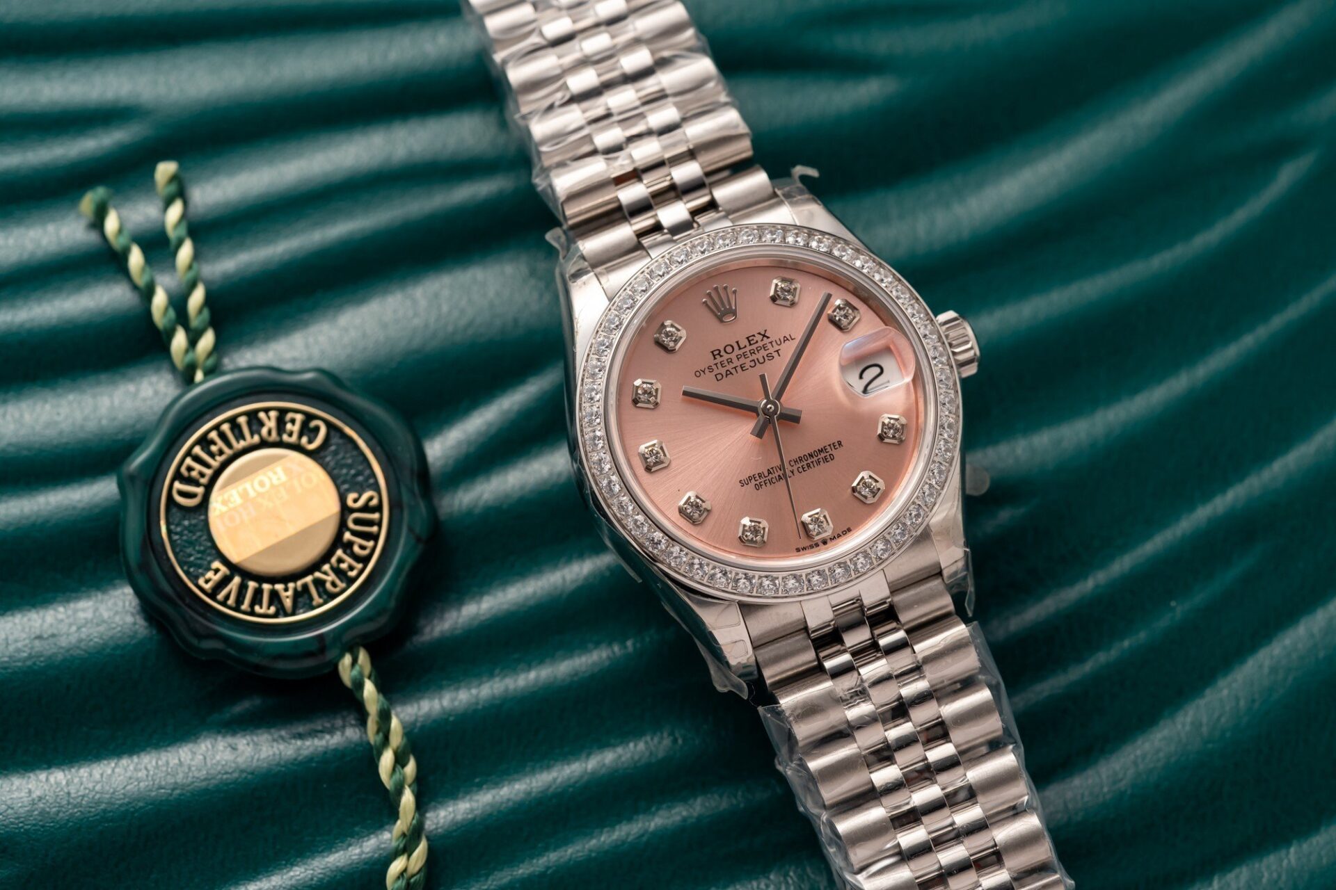 Rolex Clone Watch DateJust 278273 Pink Dial Jubilee Strap 31mm - Elite Watch Atelier