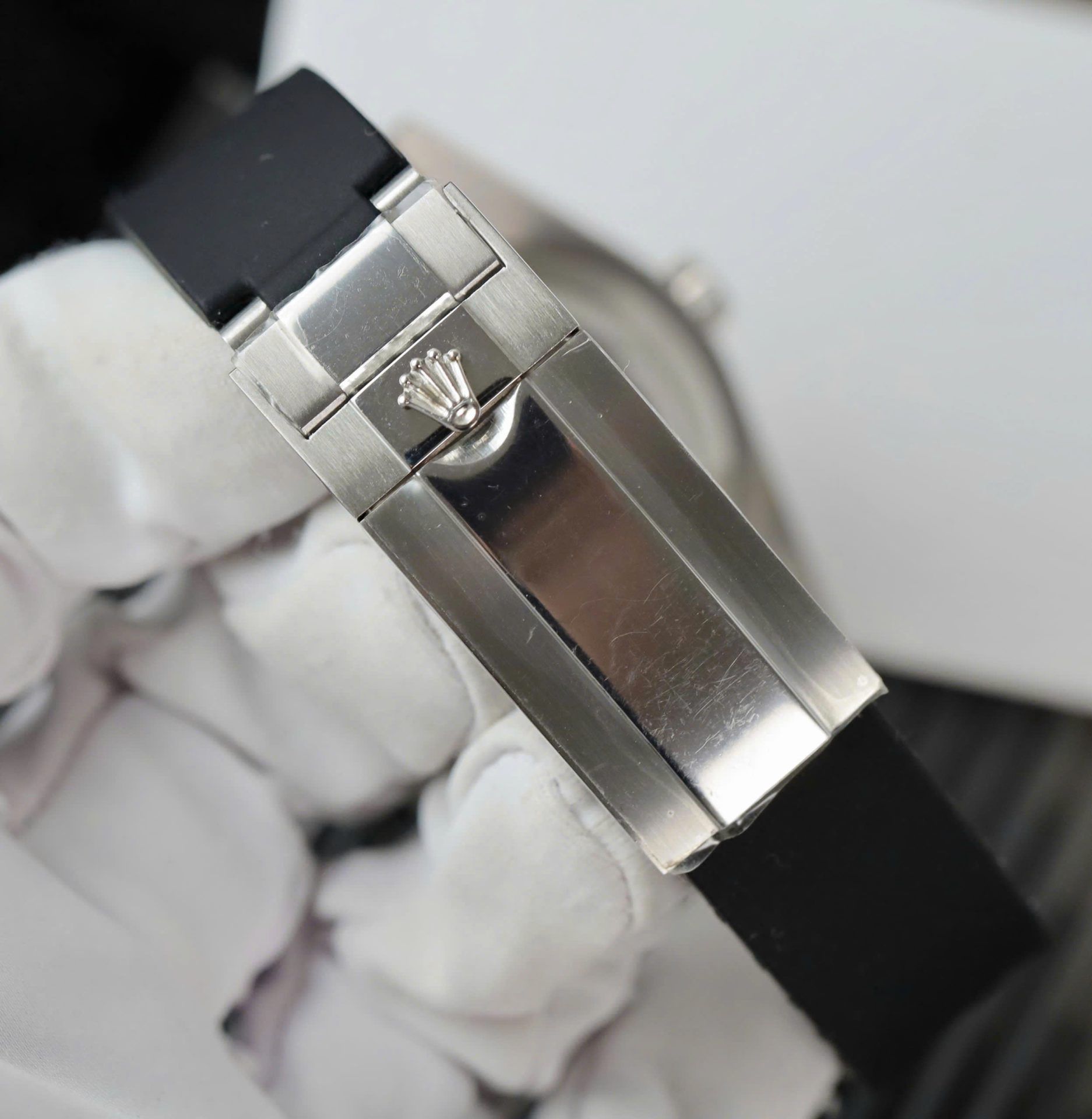 Rolex DateJust Rainbow Fake Watch Rubber Strap 41mm - Elite Watch Atelier