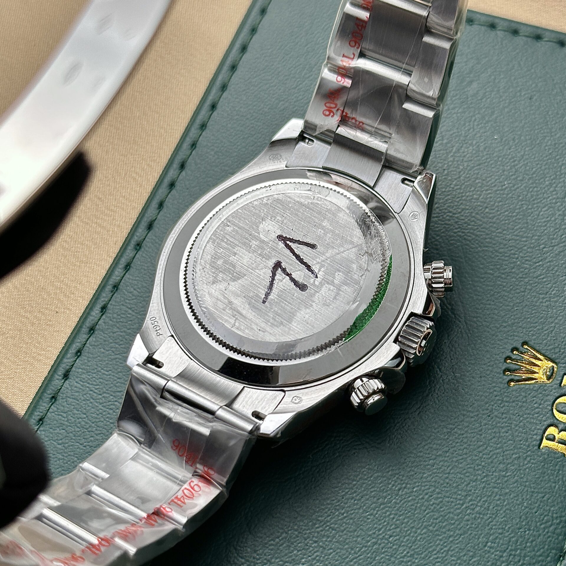 Rolex Cosmograph Daytona 116506 Replica Watch Refined Weight Replica V2 40mm - Top club