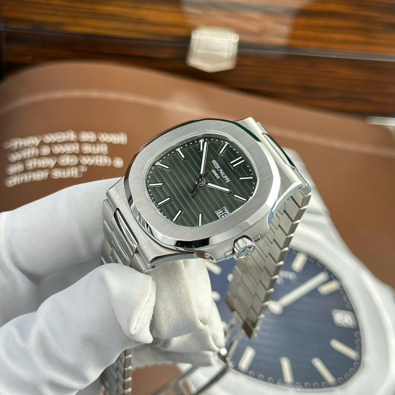 Patek Philippe Nautilus 5711 Refined Full Options Green Dial Best Top Quality Watch 40mm - Top club