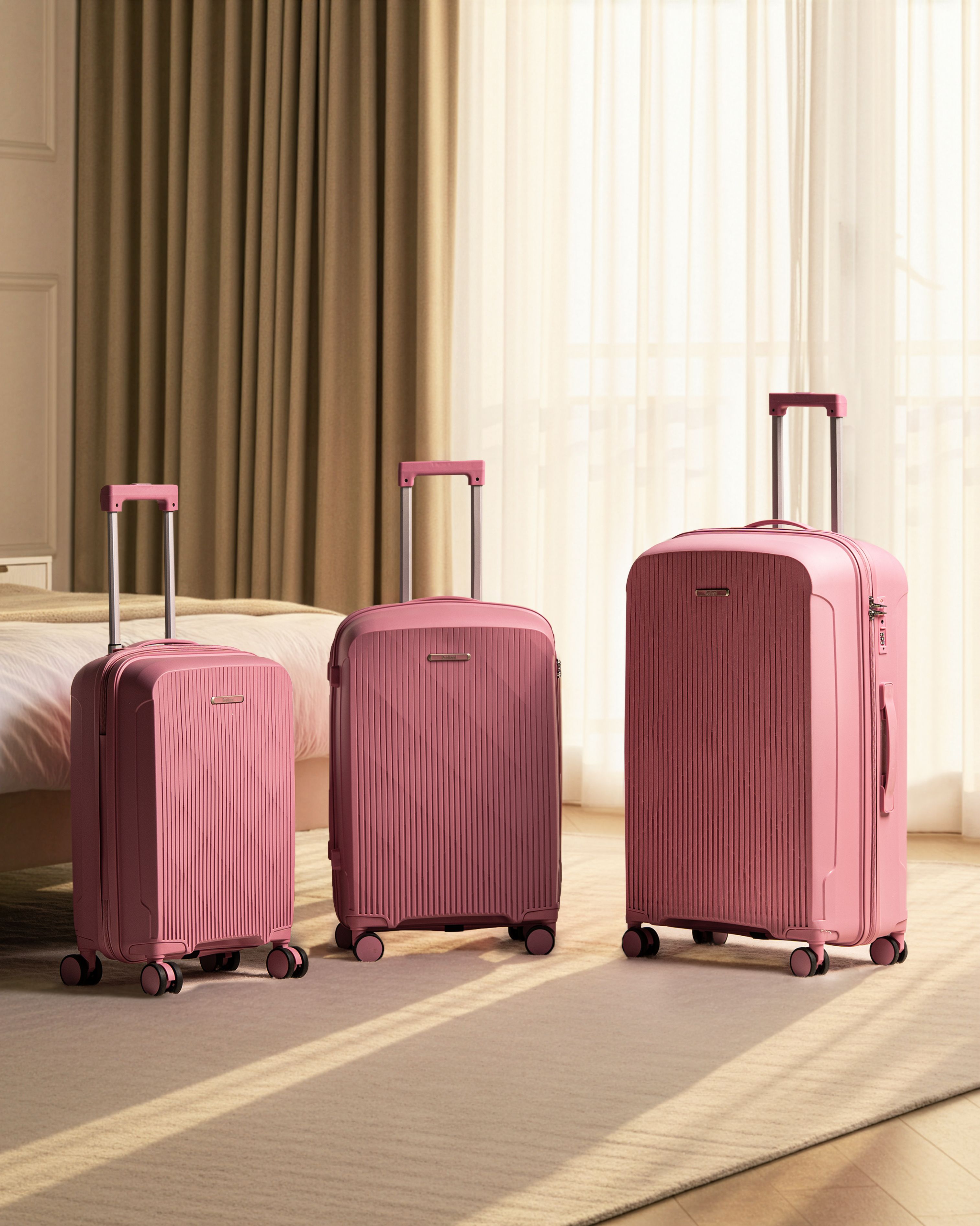 Set of 3 Hard Shell Suitcases TONSAI Pink