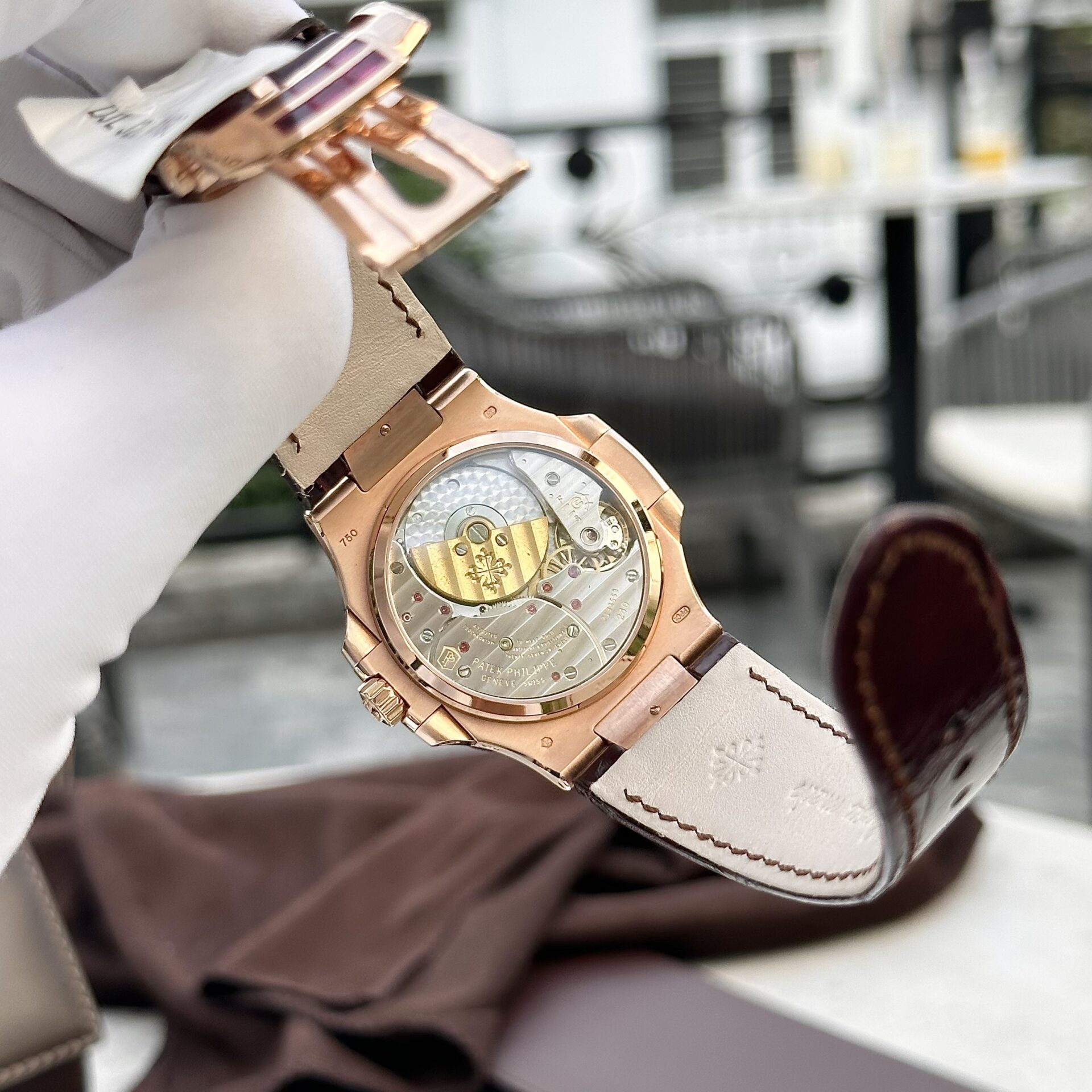 Patek Philippe Nautilus 5724 Gold Wrapped With Ruby Replica Watch 40mm - Top club