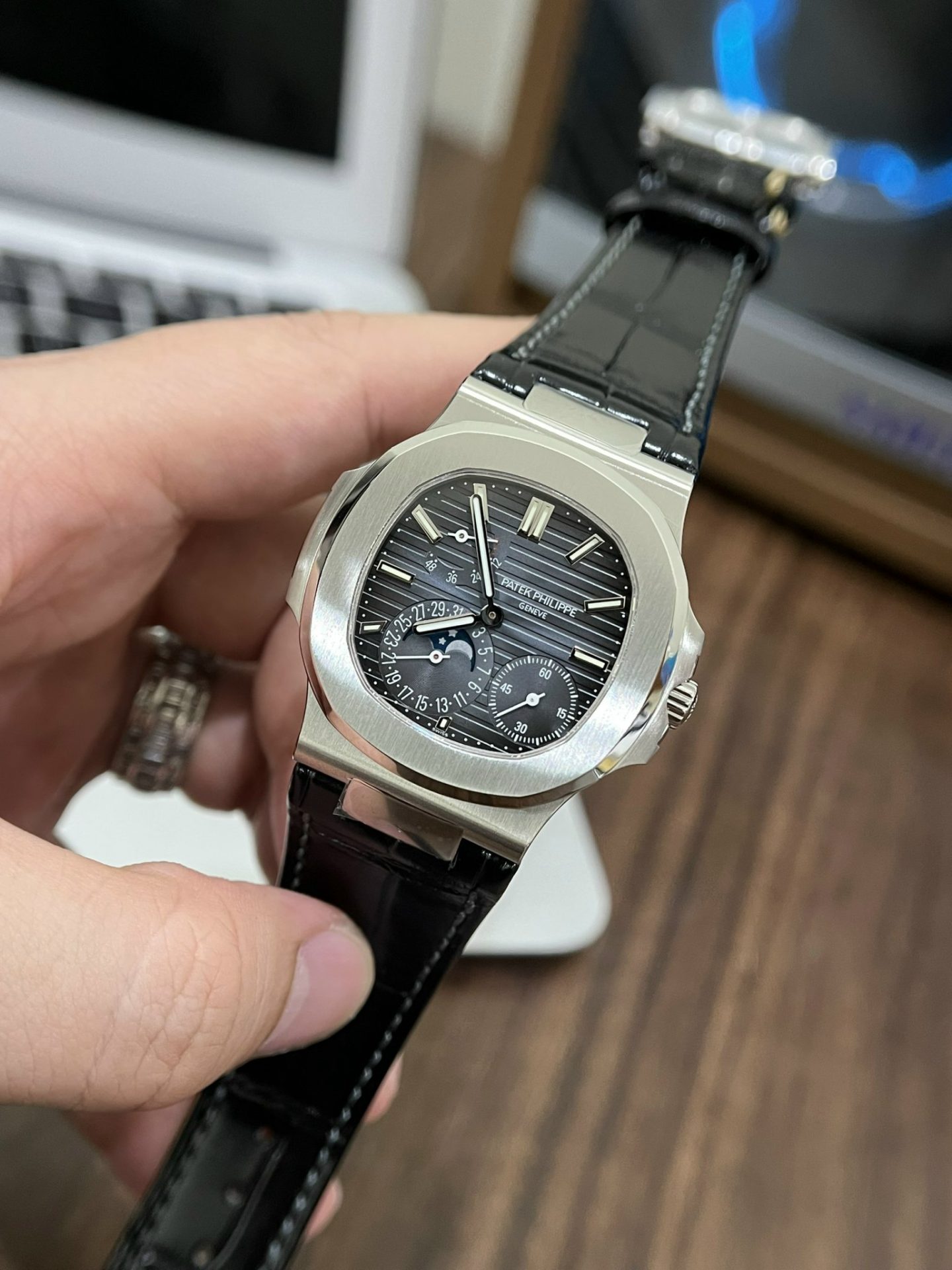 Patek Philippe Replica Watch Nautilus 5712 Blue Dial Leather Strap PPF Factory 40mm - Top club