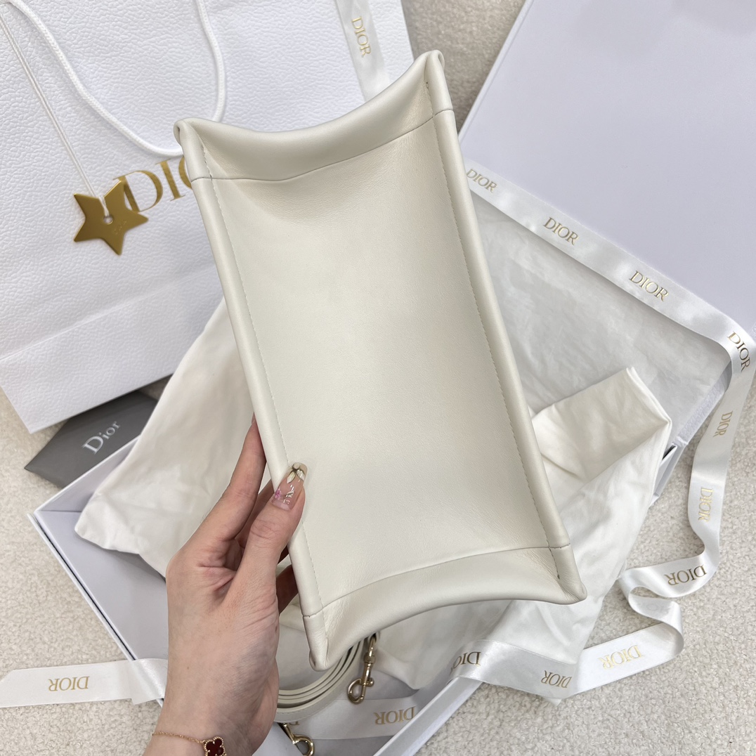 Dior Small Book Tote Bag White For Women 10,4in/26,5cm M1325OWHP_M0301:1High-quality replica