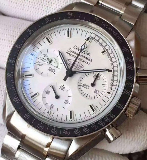 Replica Omega Speedmaster Snoopy White Dial SS Bracelet Manual Winding Chrono Movement - Top club