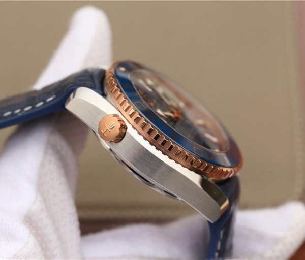 Replica Omega OMF Planet Ocean Master Chronometer SS/RG Blue Bezel Blue Dial Leather Strap A9901 - Top club