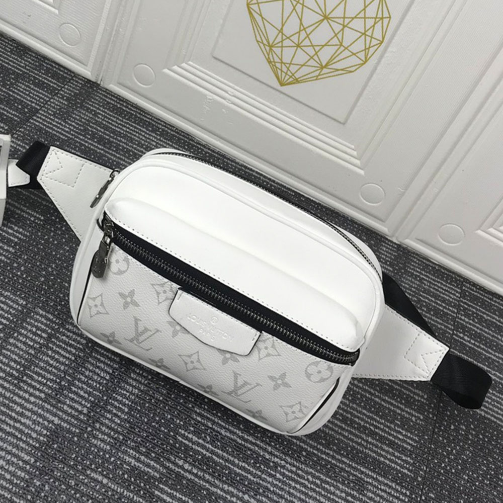 Louis Vuitton LV Outdoor Messenger Bag1:1High-quality replica