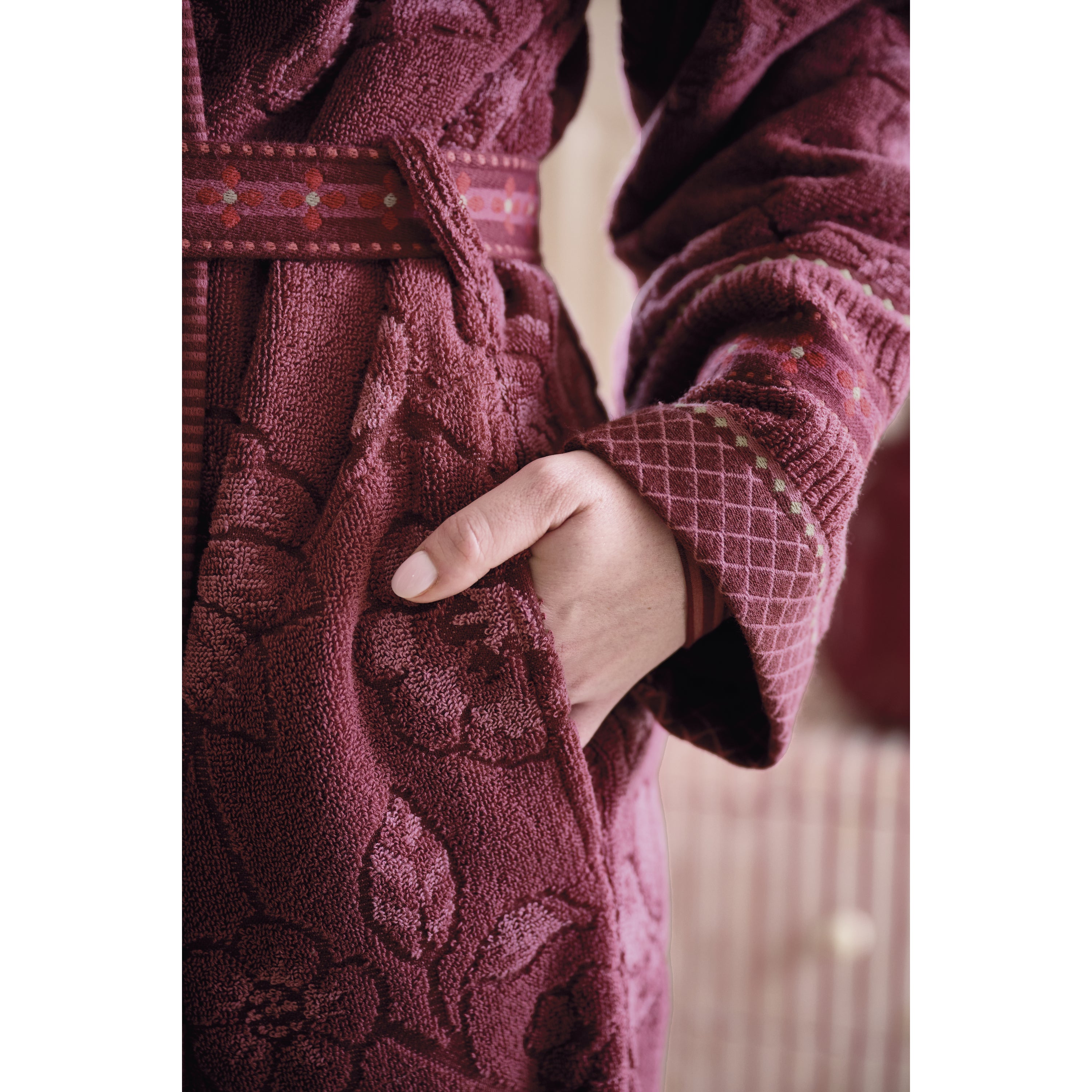 Pip Studio Jasmin Jacquard Badjas - Donker Roze - L