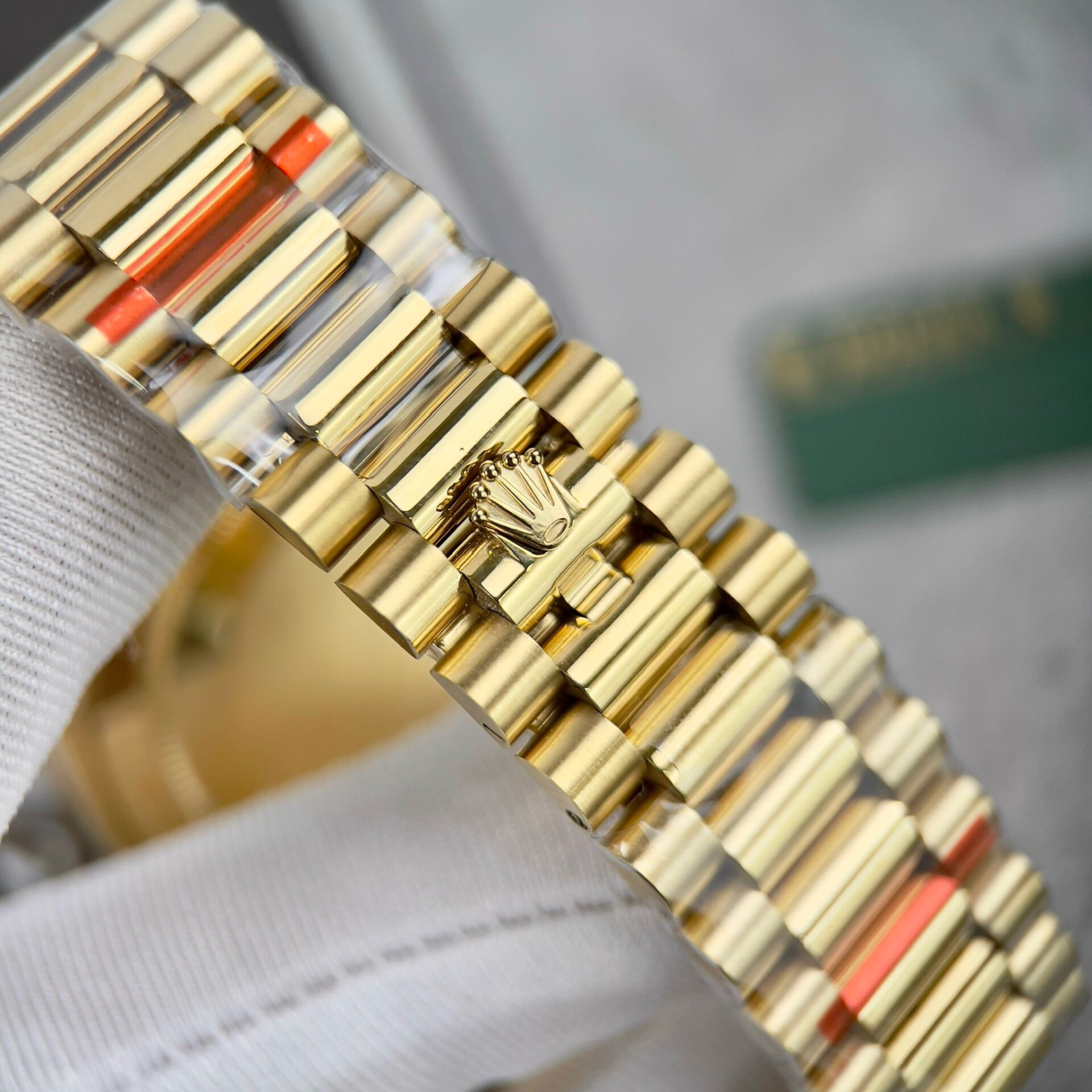 Rolex Day-Date 228238 Replica 11 Watch Black Dial GM Factory 40mm - Elite Watch Atelier