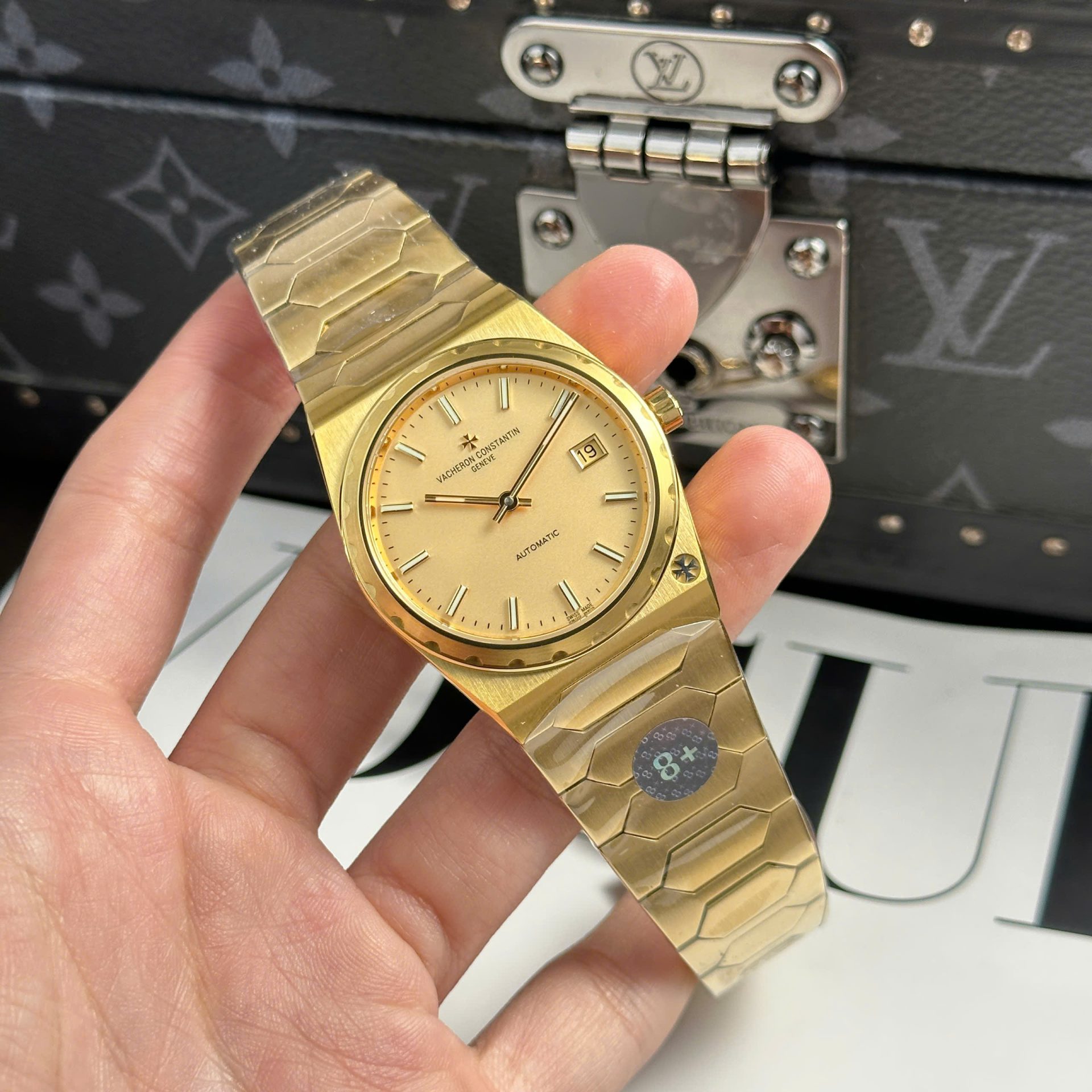 Vacheron Constantin Historiques 222 Fake Watch Yellow 8F Factory 37mm - Elite Watch Atelier