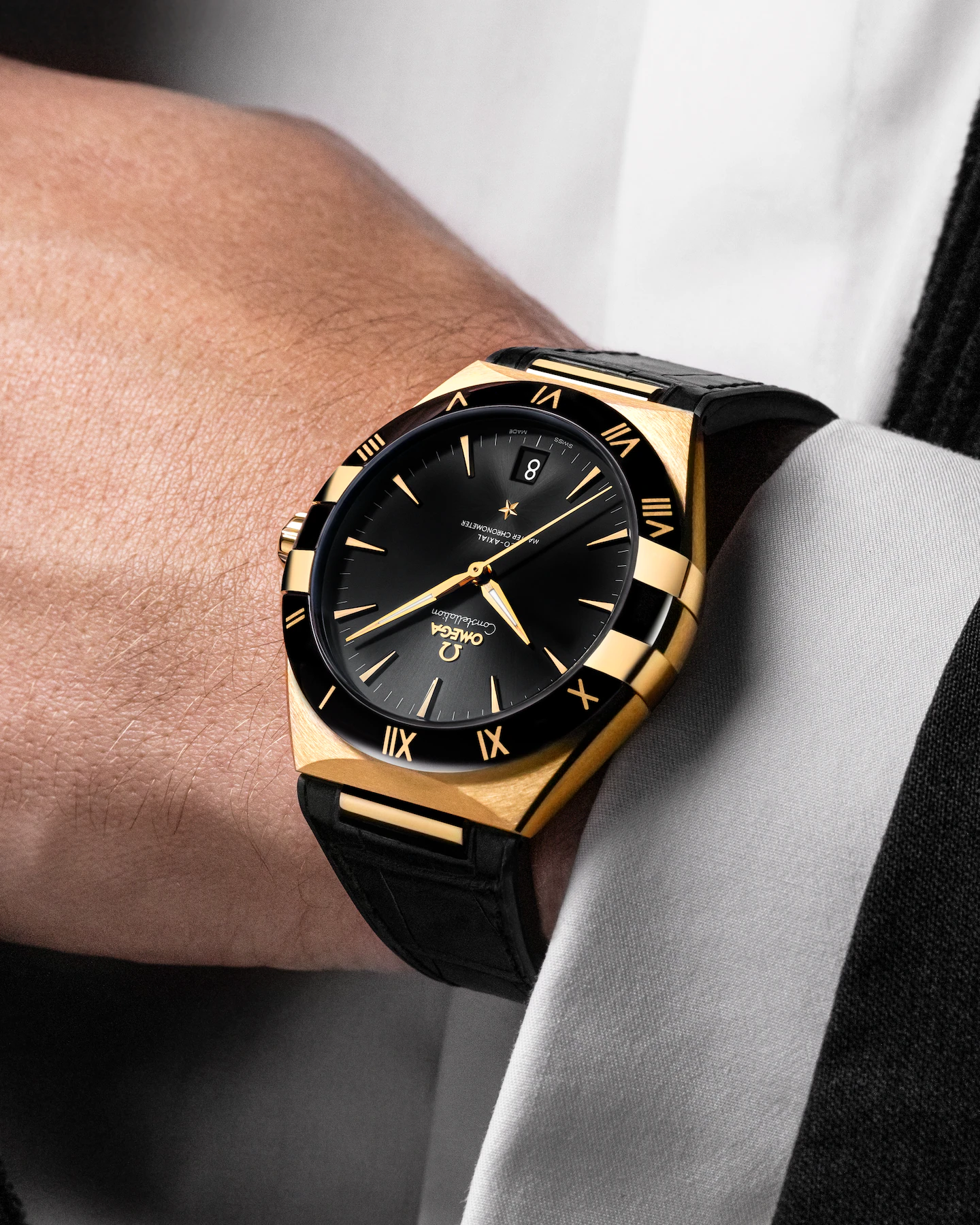 Constellation 41 mm, yellow gold on leather strap(1:1 replica) - Top club