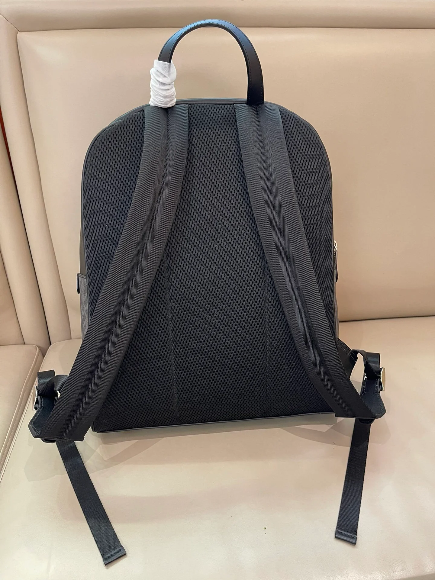 Trendy Fendi Backpack With Signature FF Pattern And Contrasting Yellow Accent 7VZ074 - Replicaclubs