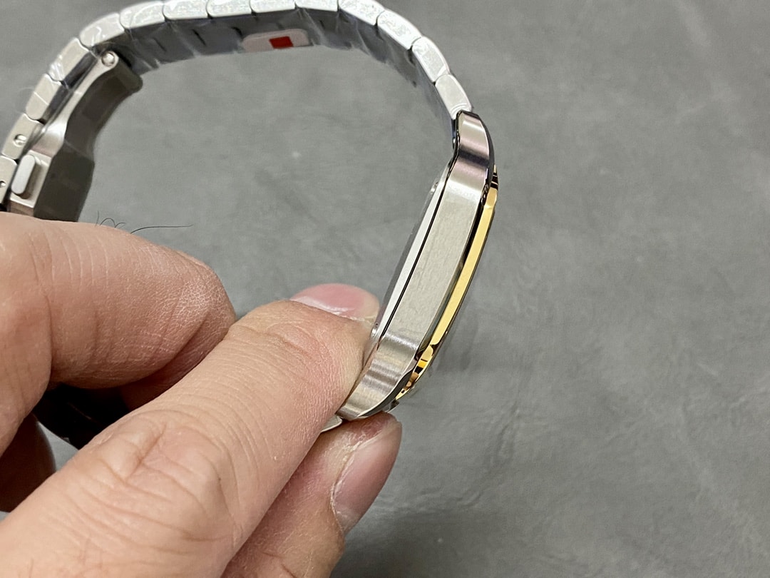 Fake Cartier Watch Santos medium model Manufacture mechanical movement Steel/Yellow Gold Silver Dial W2SA0016(1:1 replica) - Top club