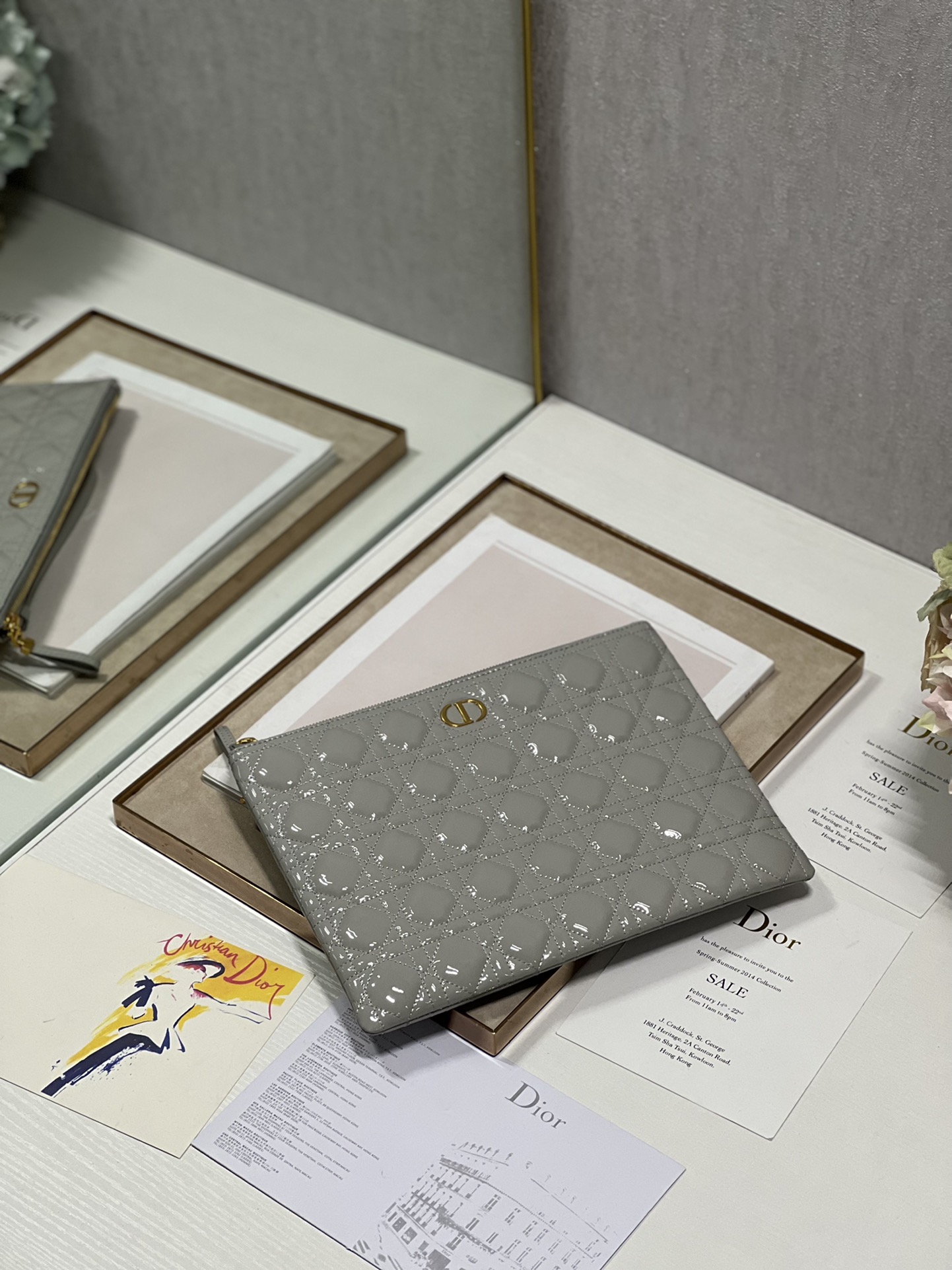 Large Caro Daily Pouch Black/Grey/Brown For Women 12in/30cm S5086UWHC_M9001:1High-quality replica