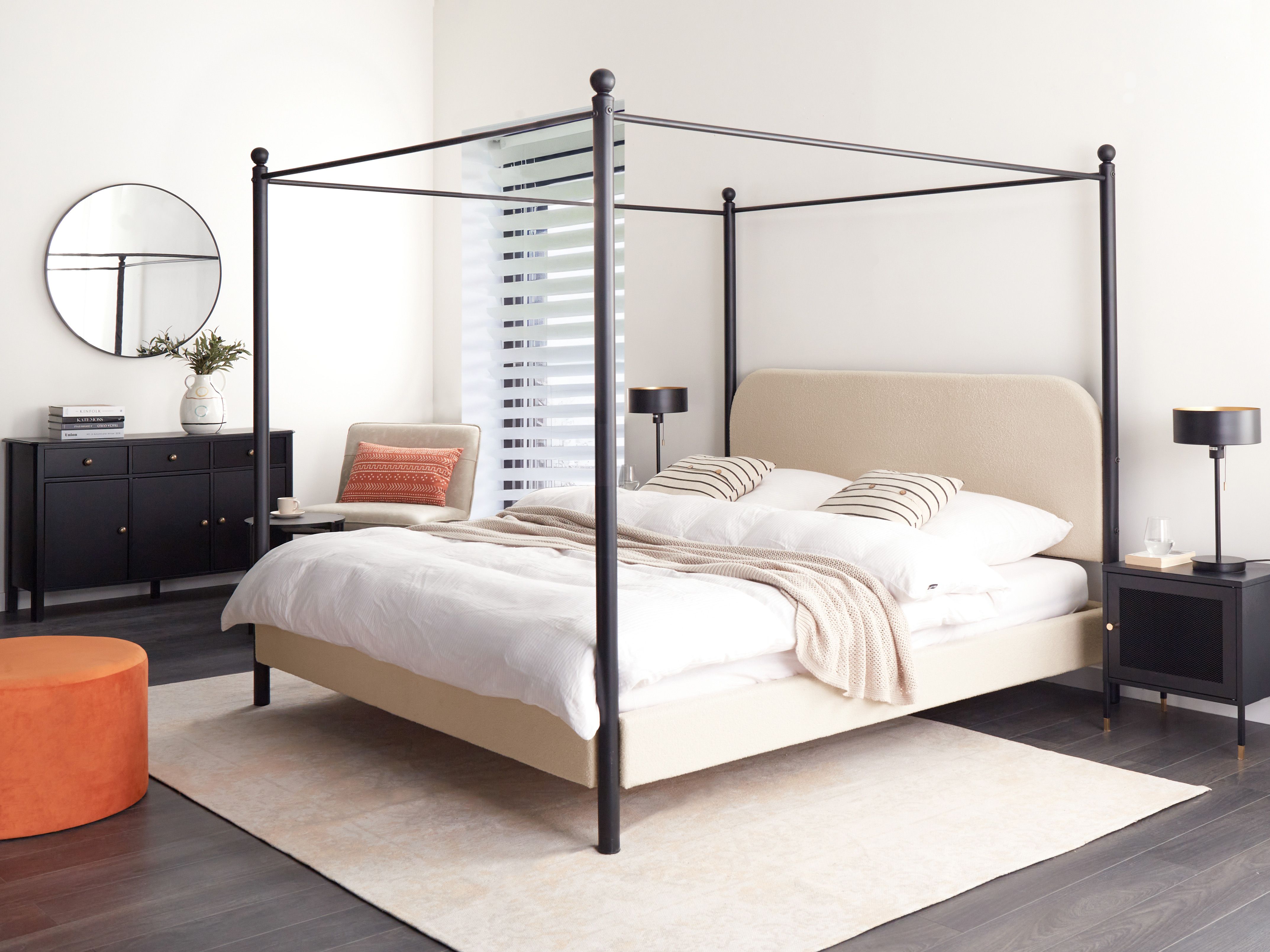 Four Poster Bed Boucle DANNEMOIS 180 x 200 cm (EU Super King) Beige