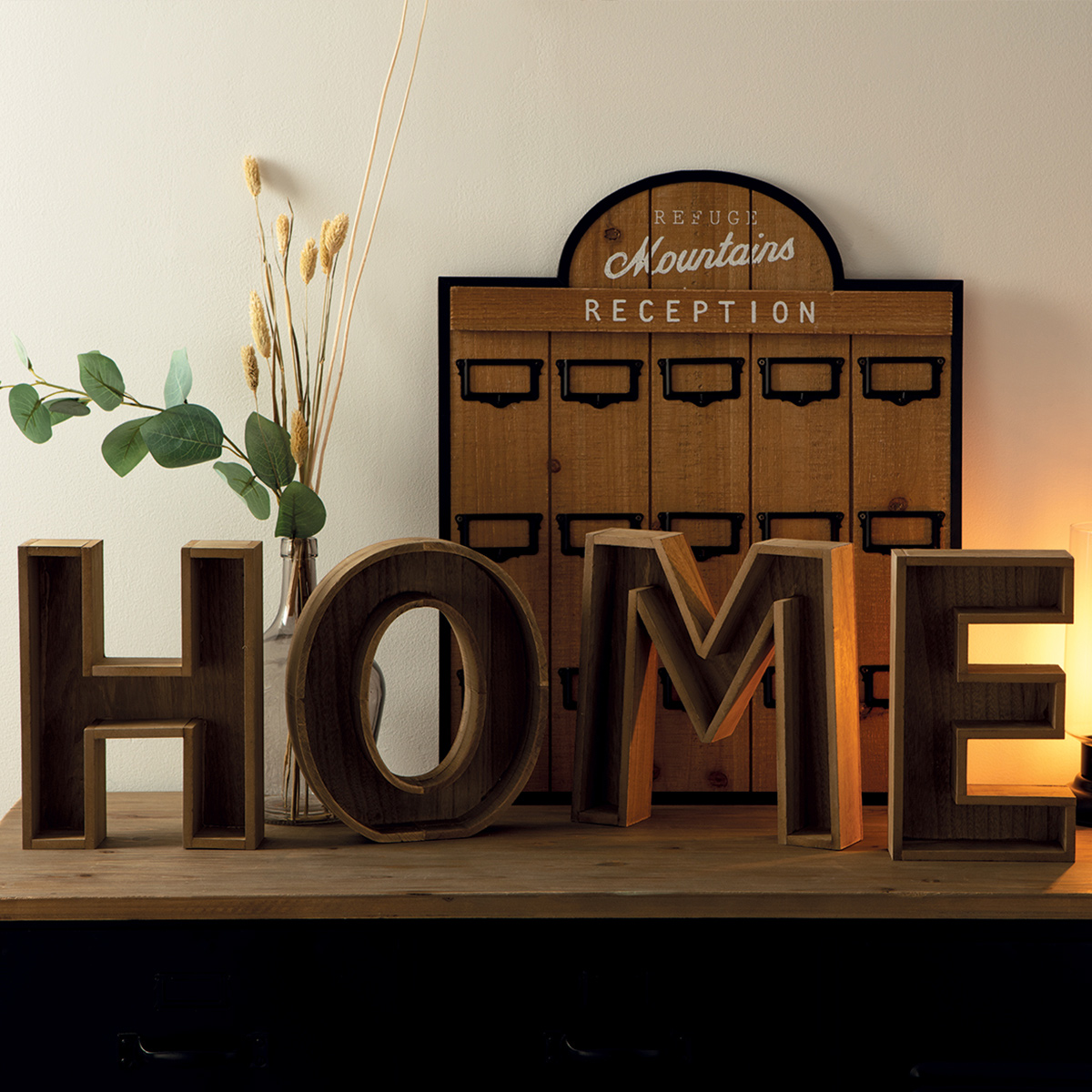 Word to put down "Home" Wood, H.26 cm