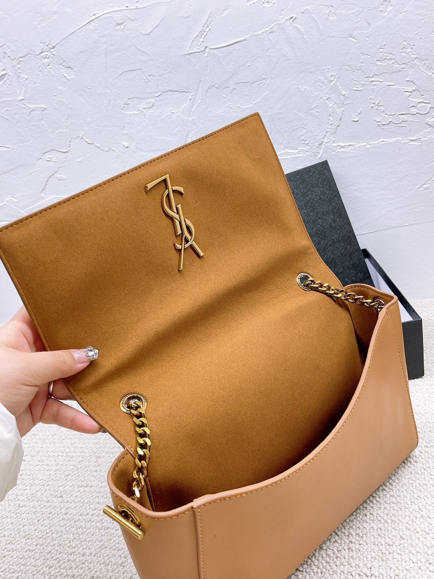 TO – Luxury Edition Bags SLY 2141:1High-quality replica
