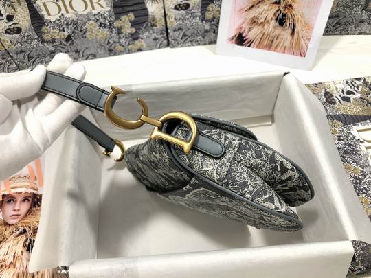 Saddle Bag in Gray Toile de Jouy Reverse Jacquard – DB0791:1High-quality replica