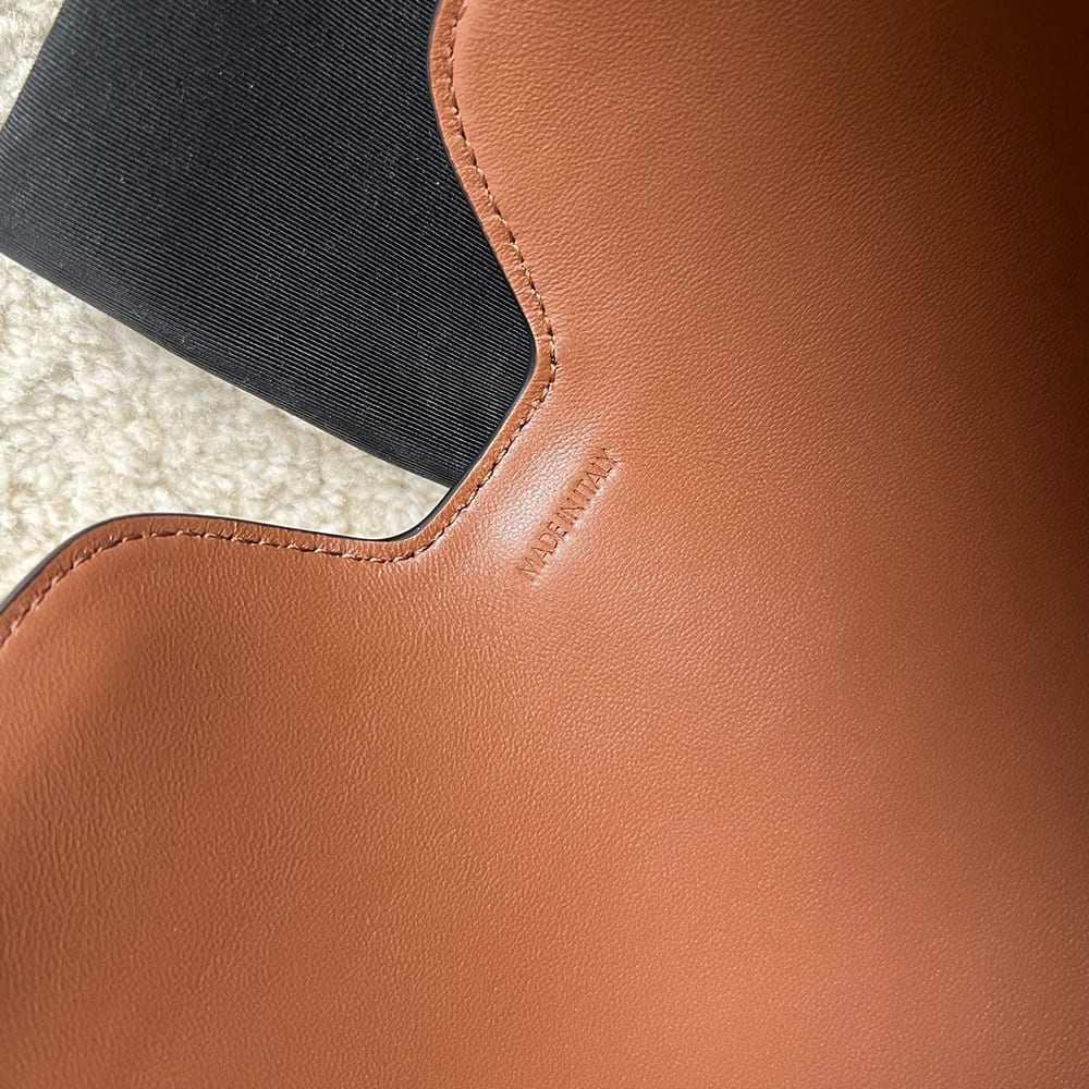 Celine SHOULDER CAMILLE 16 SOFT IN SMOOTH CALFSKIN(HIGH-END GRADE)1:1High-quality replica