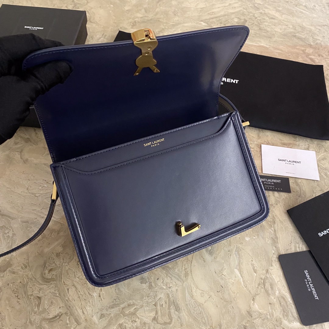 SOLFERINO MIDDLE SATCHEL IN LACQUERED AYERS1:1High-quality replica