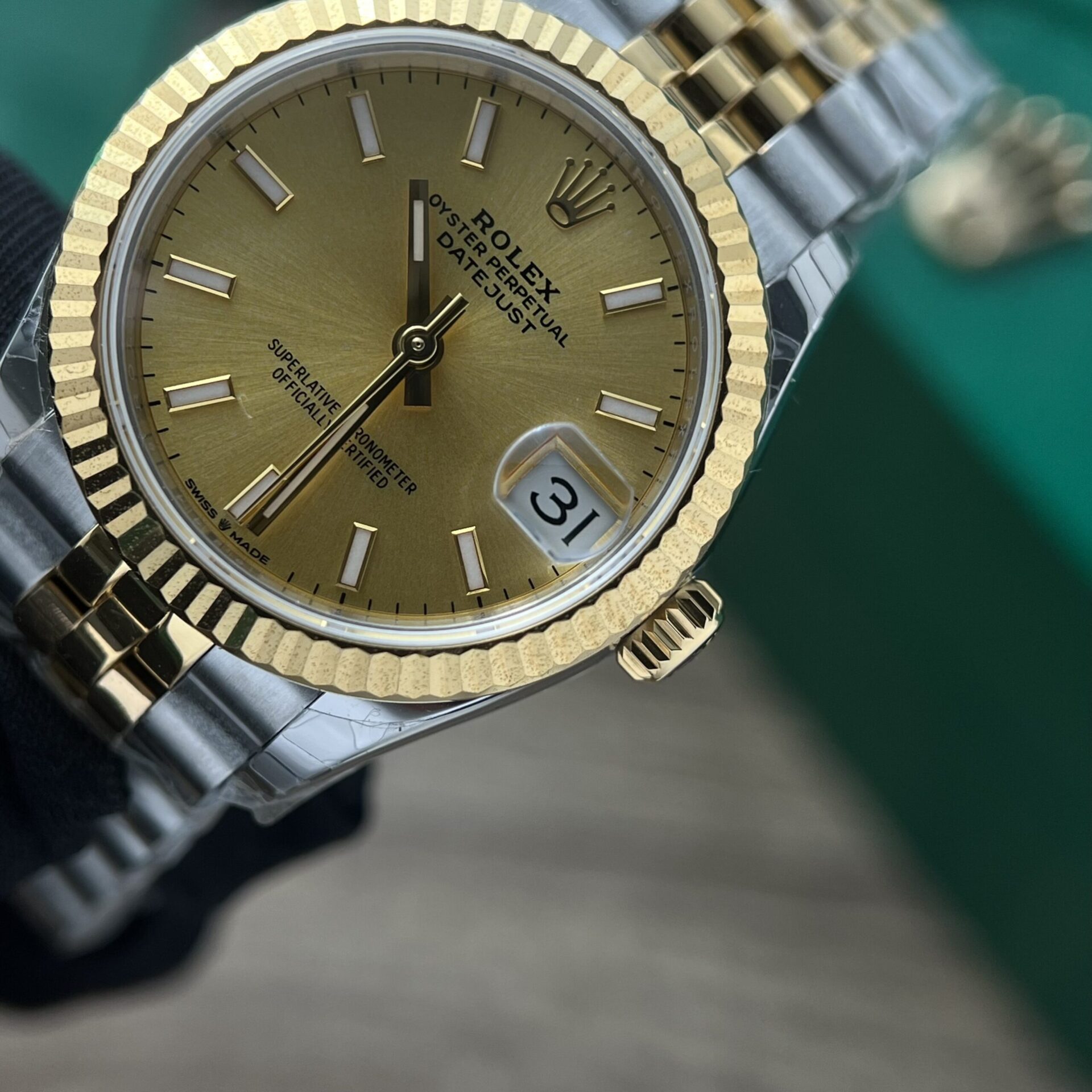 Rolex DateJust Fake Watch Yellow Dial Jubilee Strap 31mm - Top club
