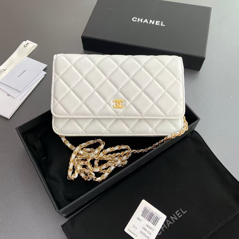 Chanel  WOC Quilted Caviar1:1High-quality replica