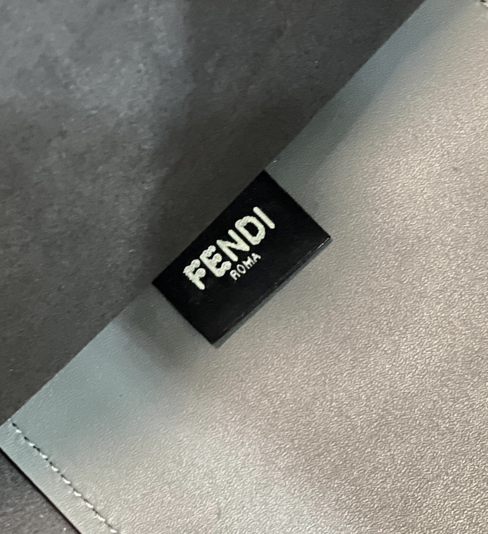 Fendi Sunshine Medium - Replicaclubs