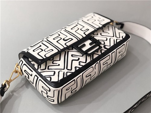 fendi iconic baguette replica bags - Replicaclubs
