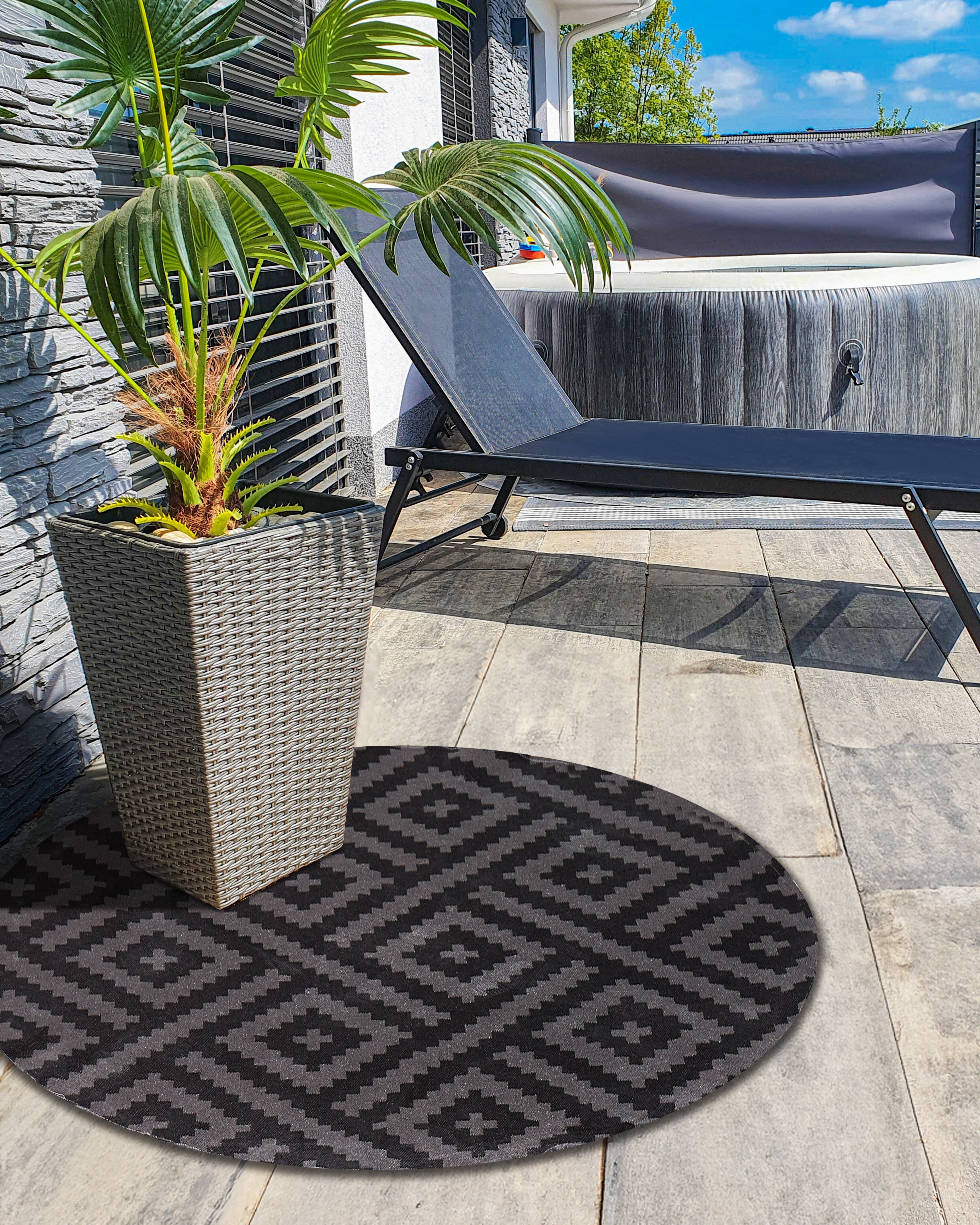 Outdoor Rug AJMER Black ø 120 cm