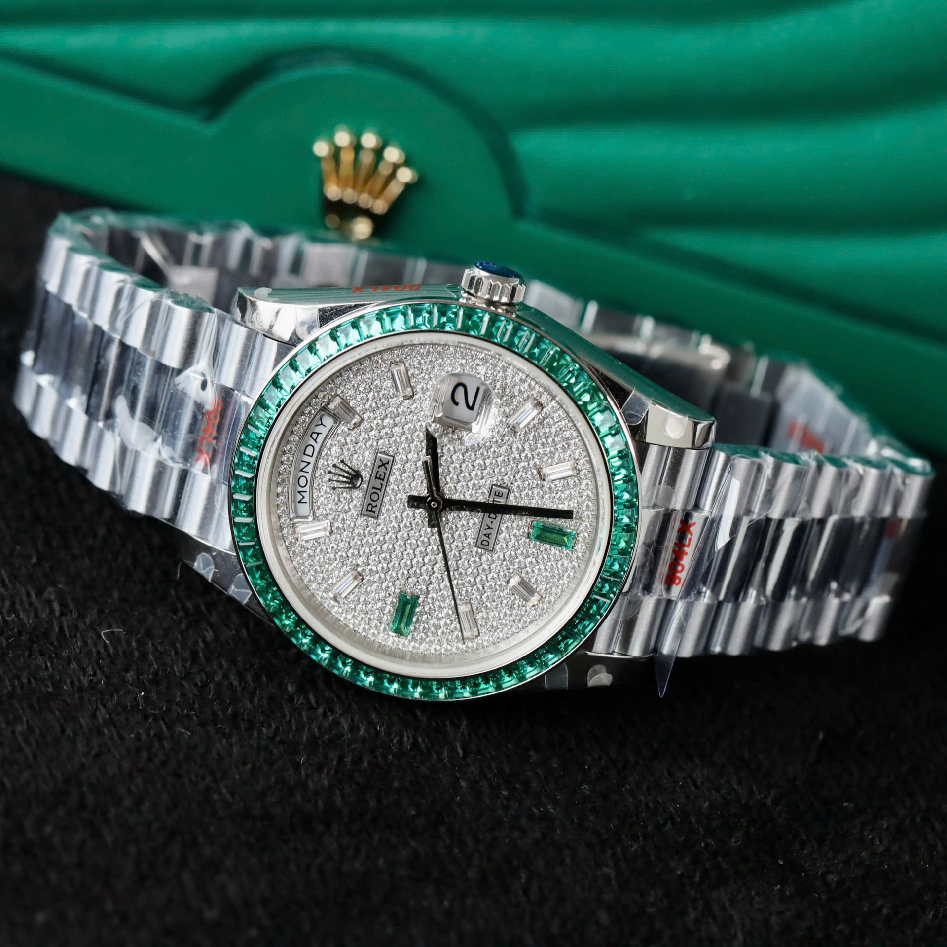 Rolex Day-Date Men Replica Watch Diamonds Moissanite + Sapphire Baguette Custom 40mm - Top club