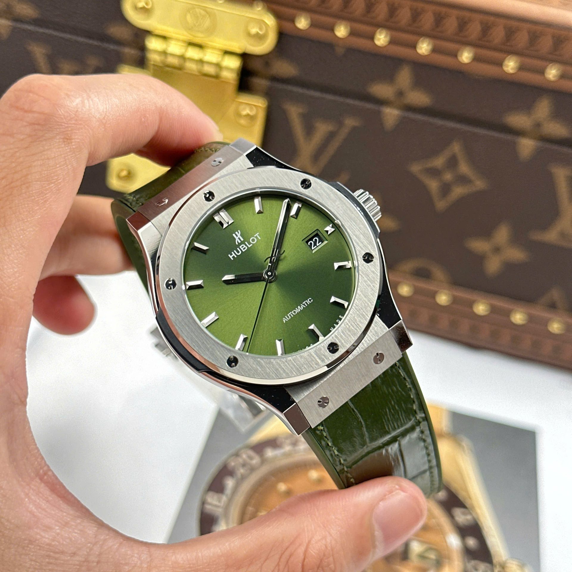 Hublot Classic Fusion Titanium Fake Watches Green Dial Weight 84 Grams Super Light JJZ Factory 42mm - Elite Watch Atelier