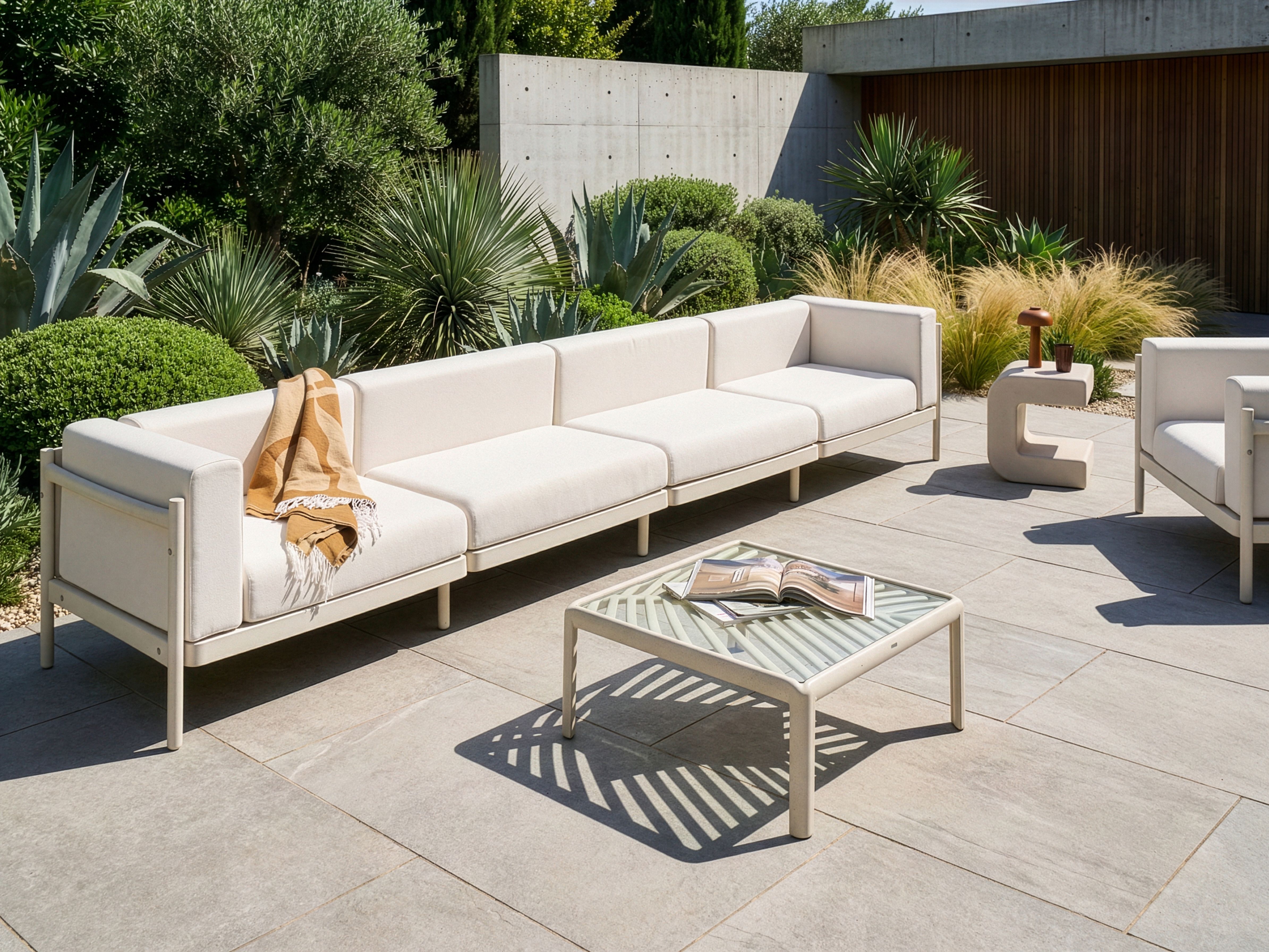 Garden Sofa 4 Seater FERRETTI Light Beige