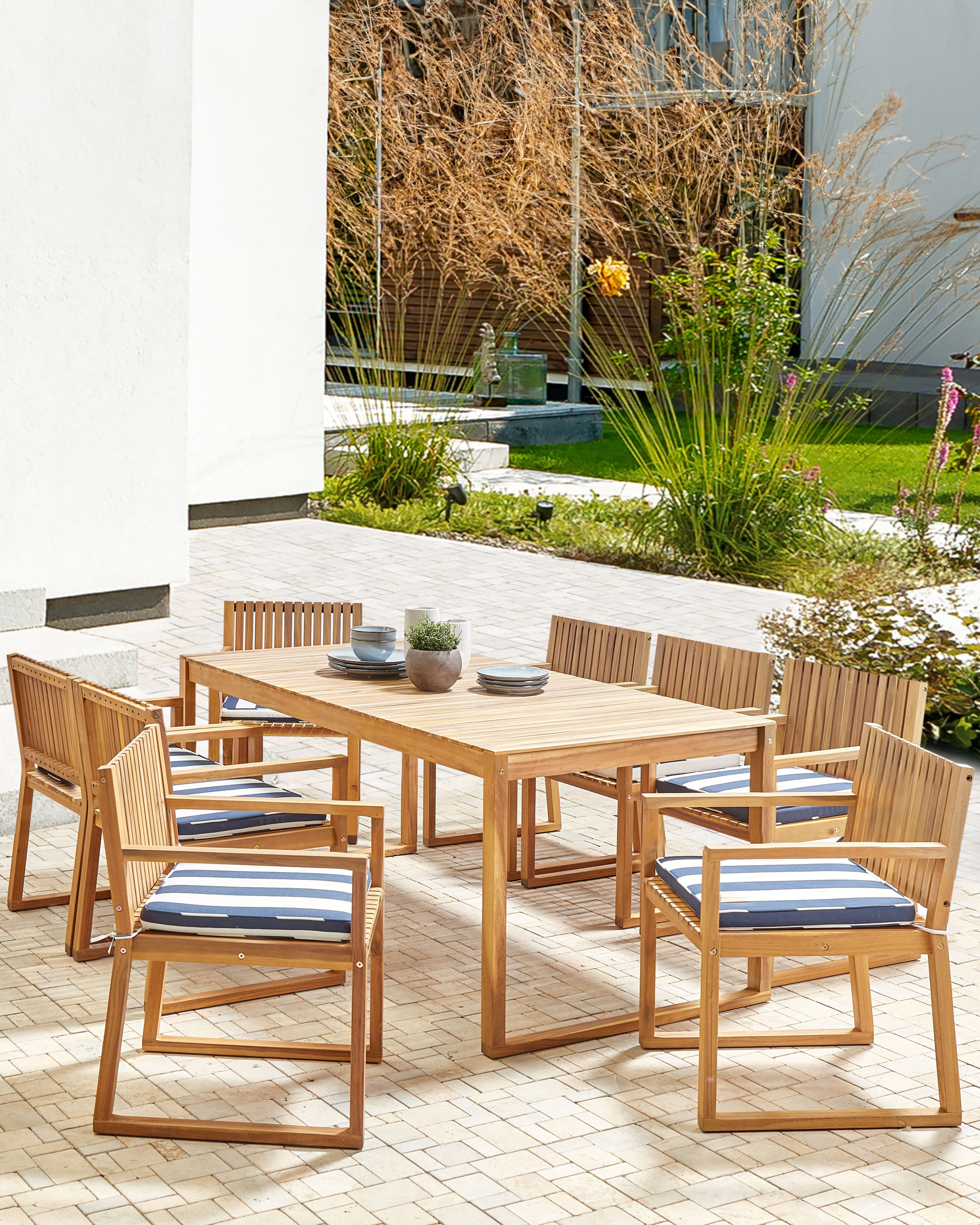 Set of 8 Garden Chairs with Cushions SASSARI II Certified Acacia Wood Navy Blue