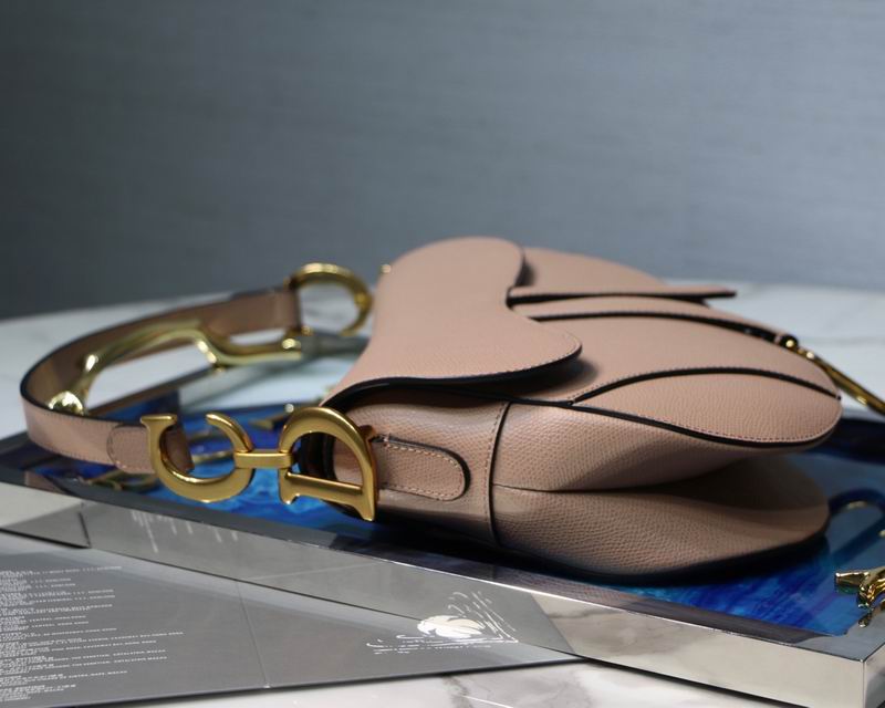 Saddle Bag With Strap Hazelnut Grained Calfskin – DB0711:1High-quality replica