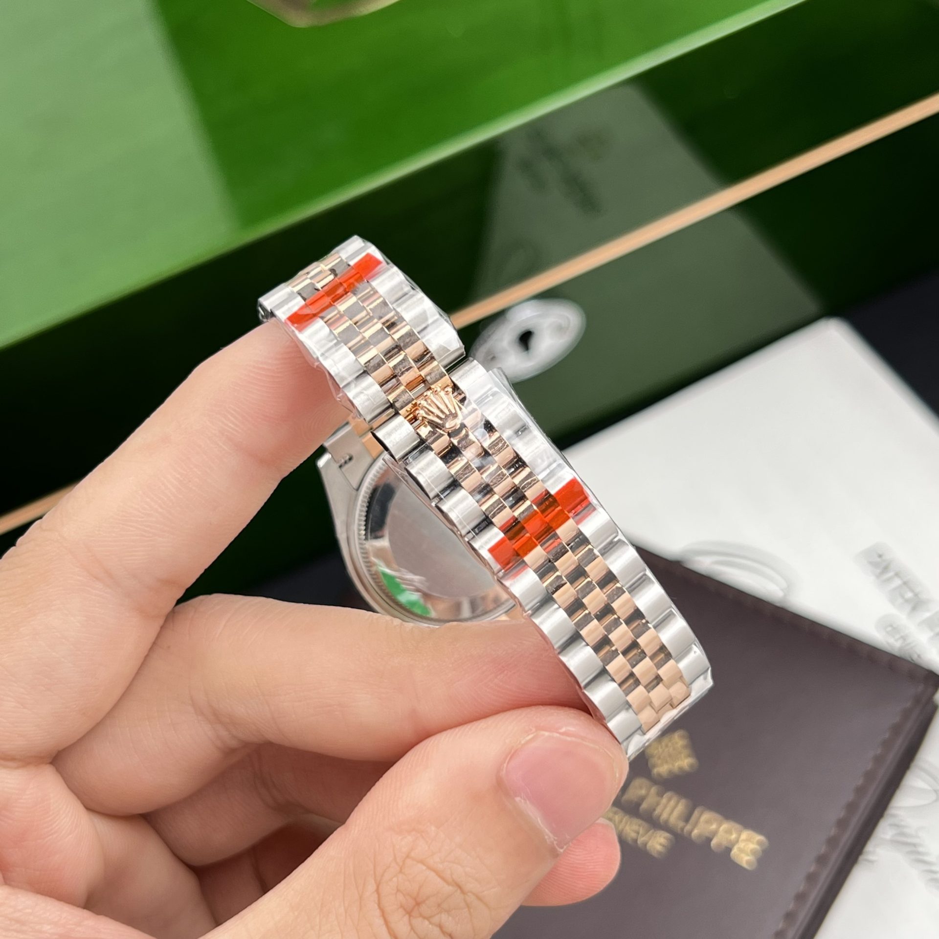 Rolex Replica Watch DateJust Mother Of Pearl Dial EW Factory 31mm - Elite Watch Atelier