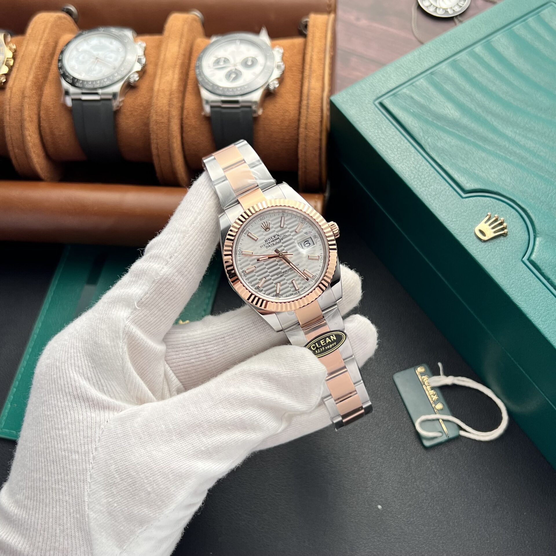 Rolex DateJust Silver Gold Dial Replica 1:1 Watch Demi Clean Factory 41mm - Elite Watch Atelier