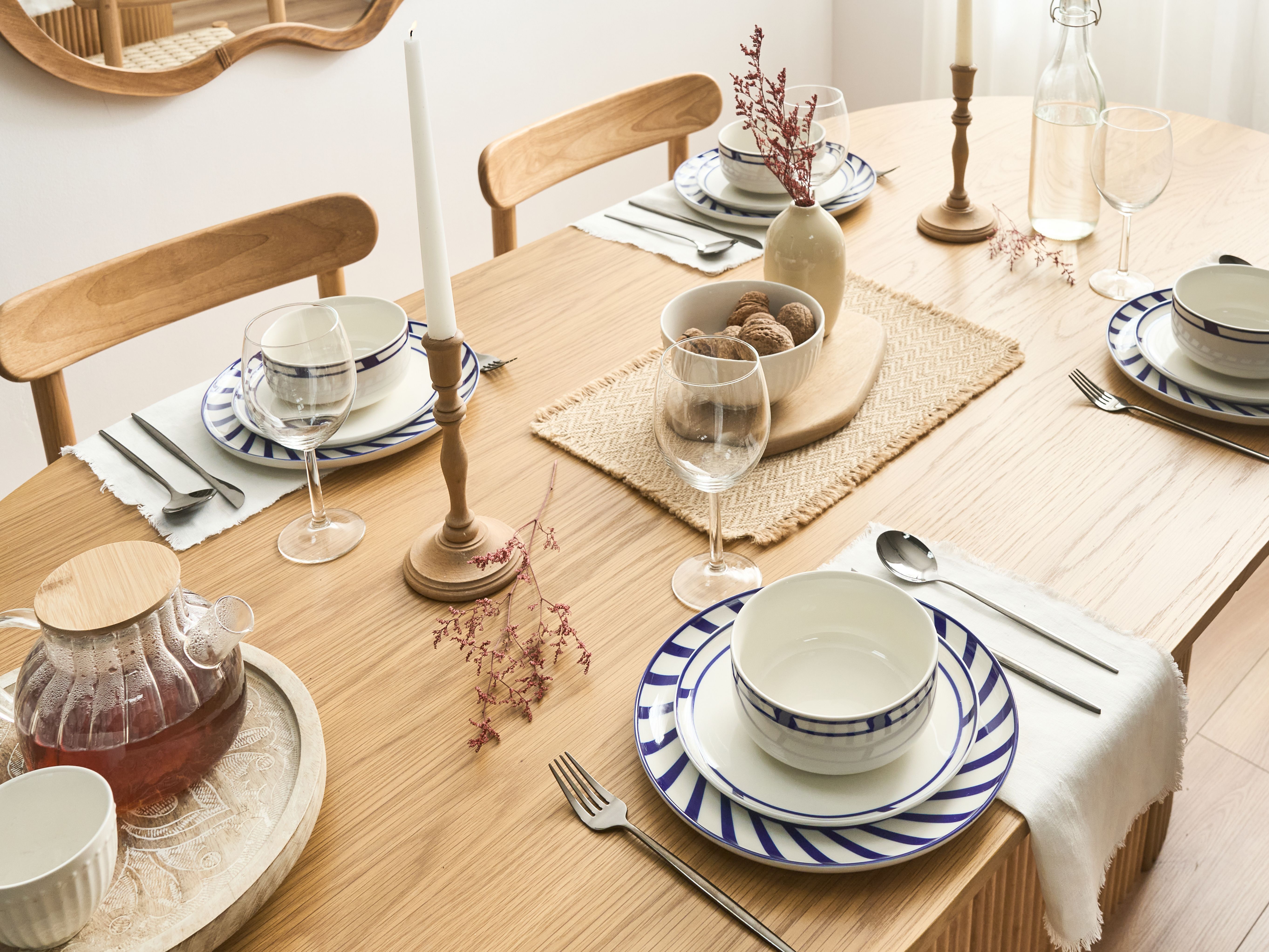 Set of 24 Dinnerware SHISO Porcelain White/ Blue