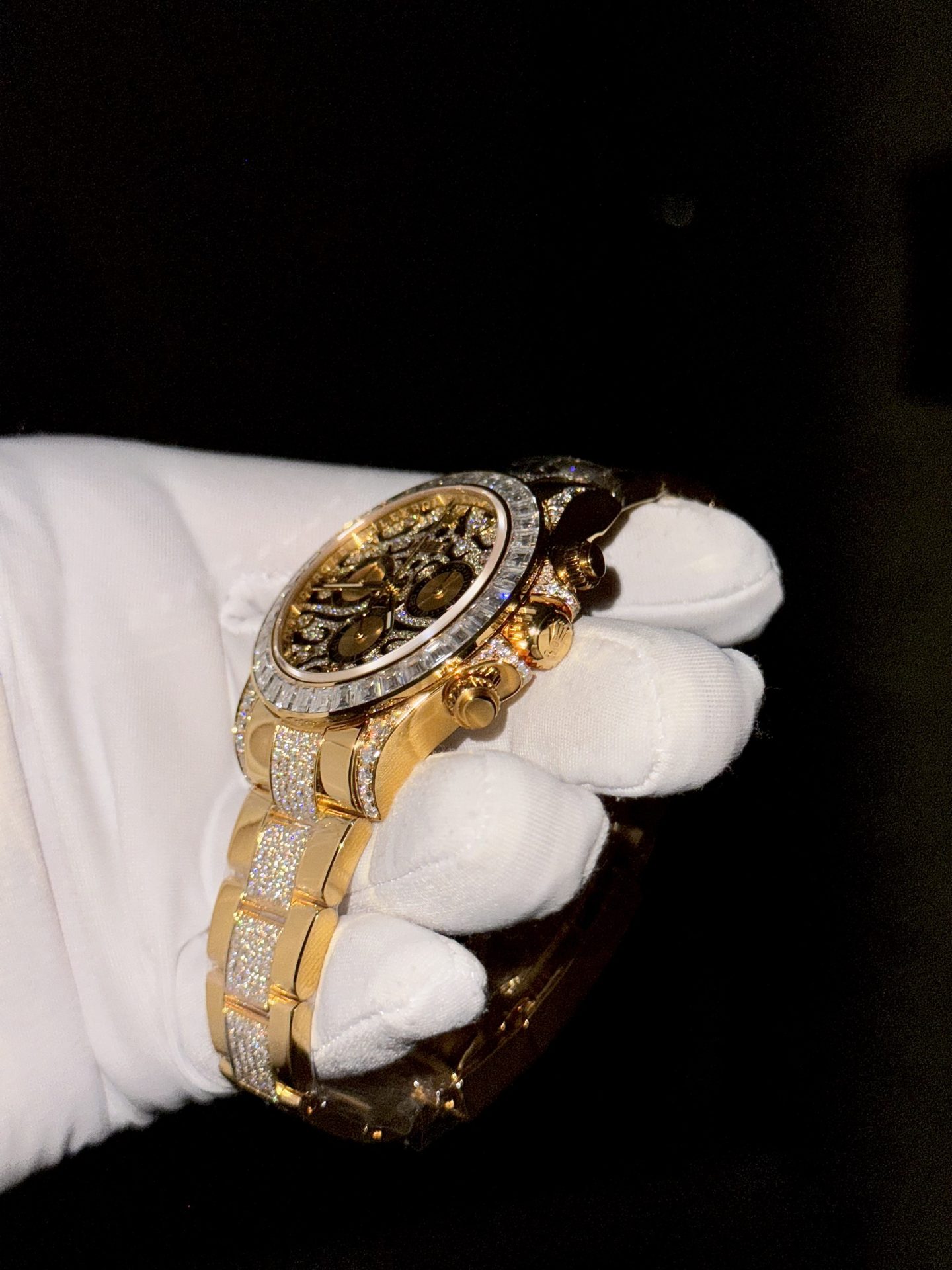 Rolex Best Replica Watch Daytona Eye Of Tiger Gold Wrapped Moisasnite Diamonds Custom 40mm - Top club