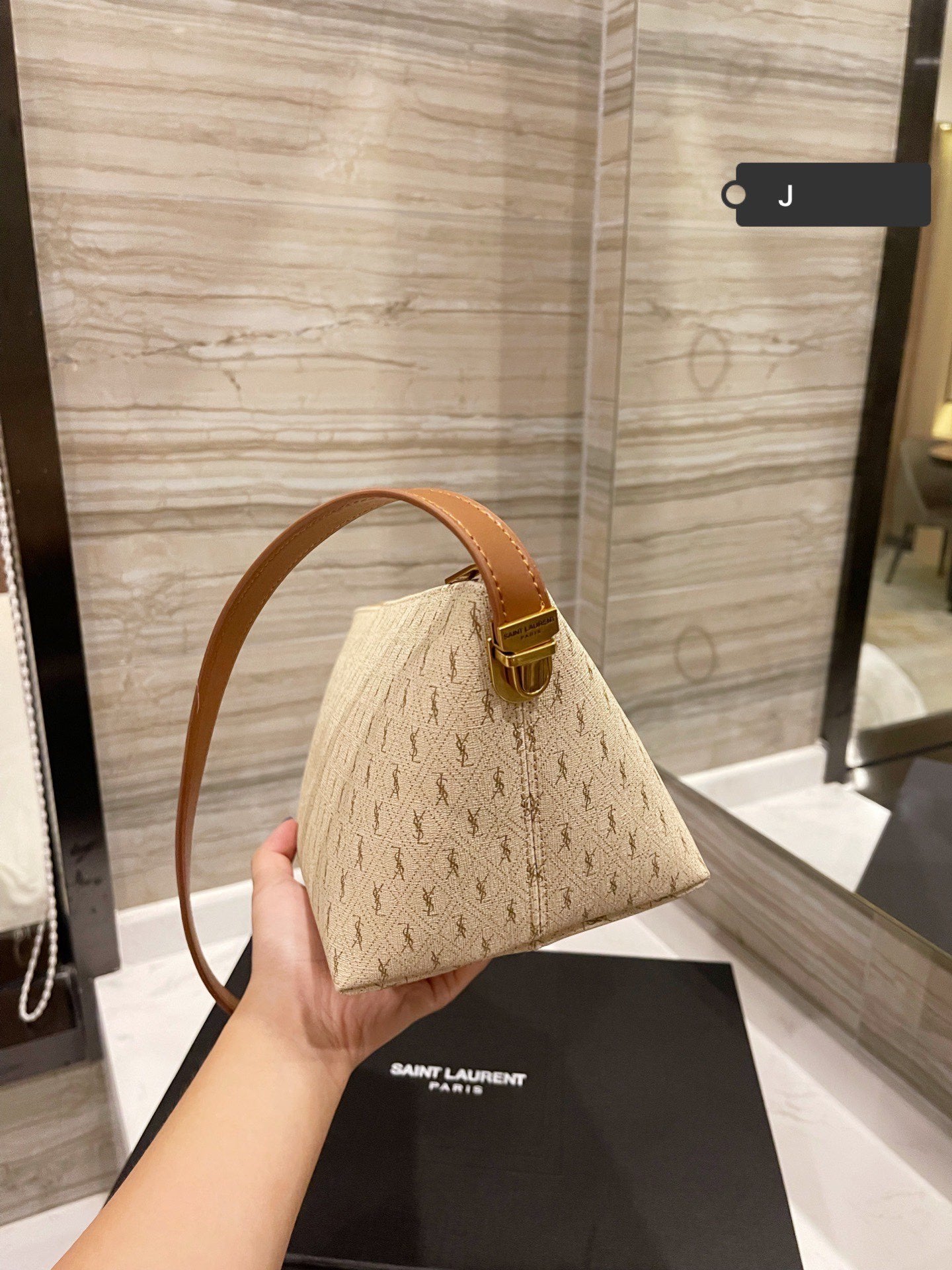 TO – Luxury Edition Bags SLY 1871:1High-quality replica