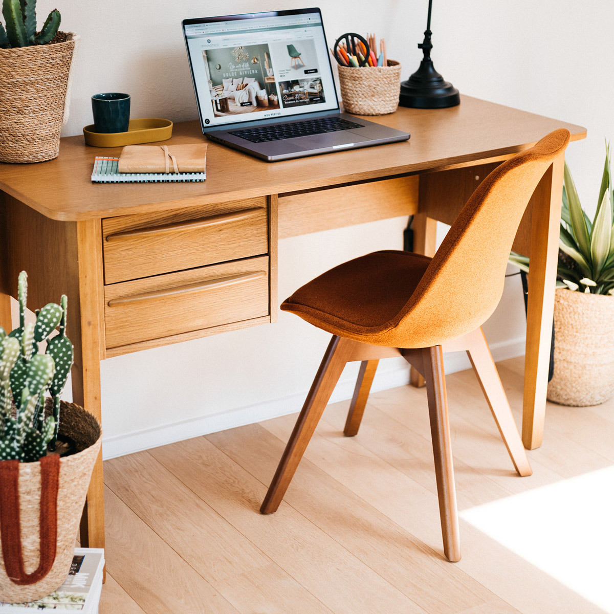 Chair "Baya" Beech, amber