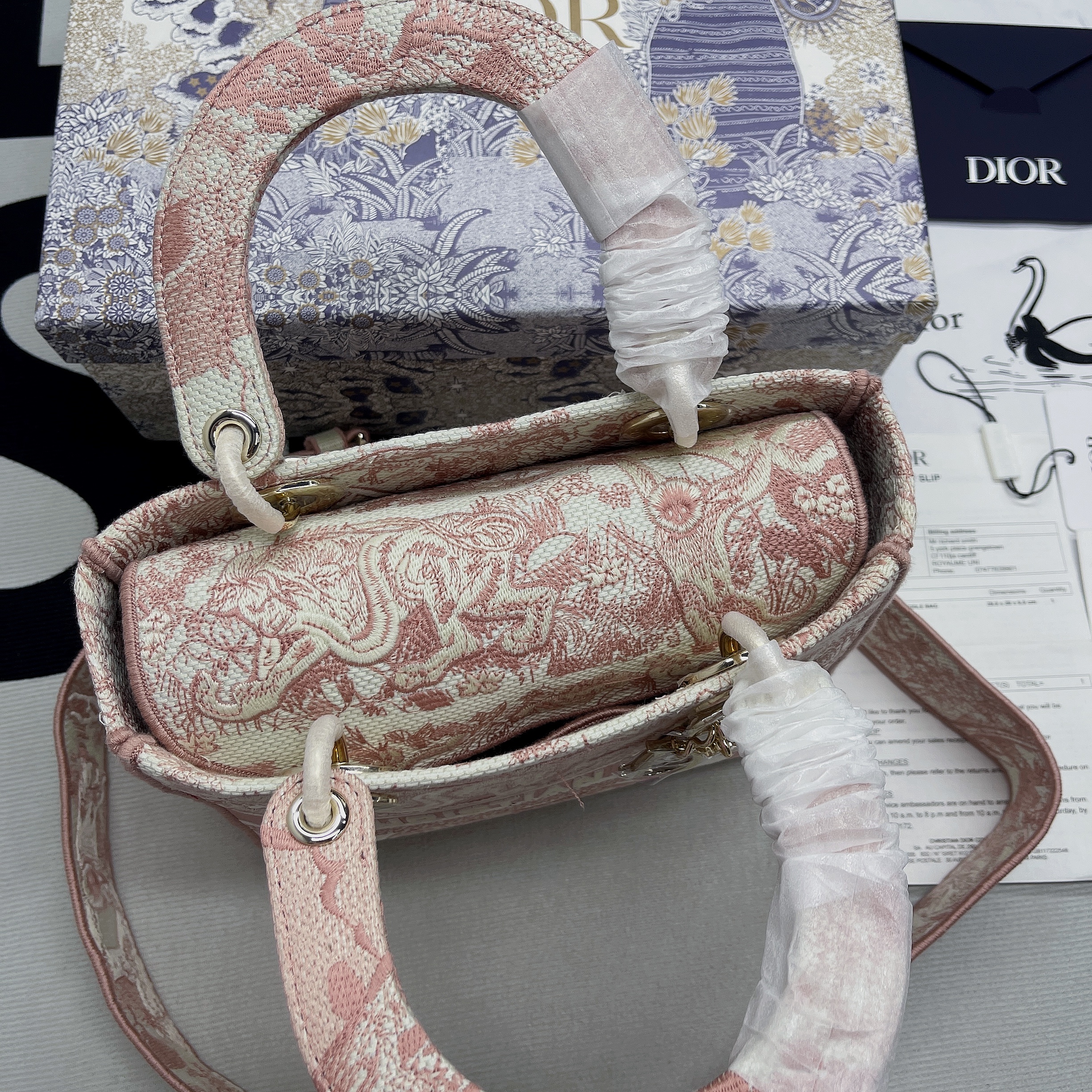 Christian Dior Medium Lady D-Lite Bag Pink, For Women, Women’s Handbags 24cm/9.5in CD M0565OTDT_M9121:1High-quality replica