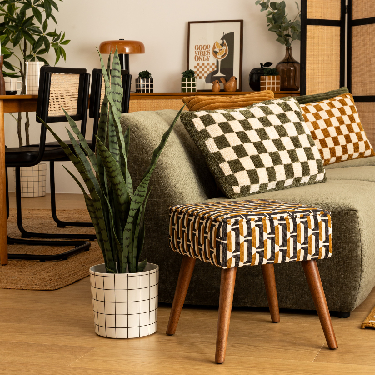 Side stool "Chiara" Black, Mustard Yellow and White