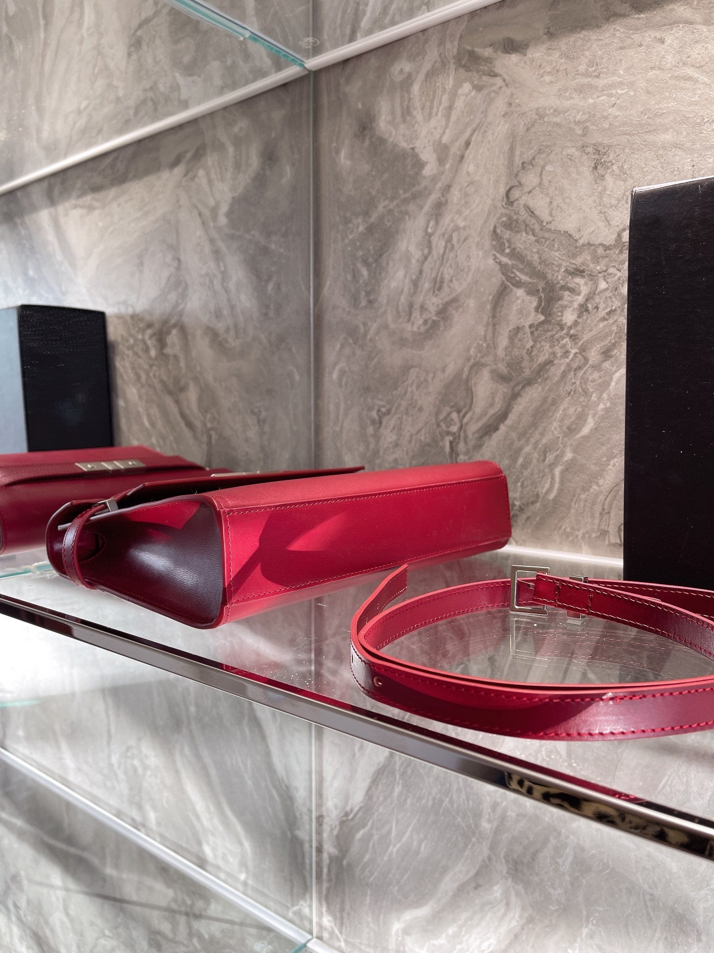 TO – Luxury Edition Bags SLY 1761:1High-quality replica