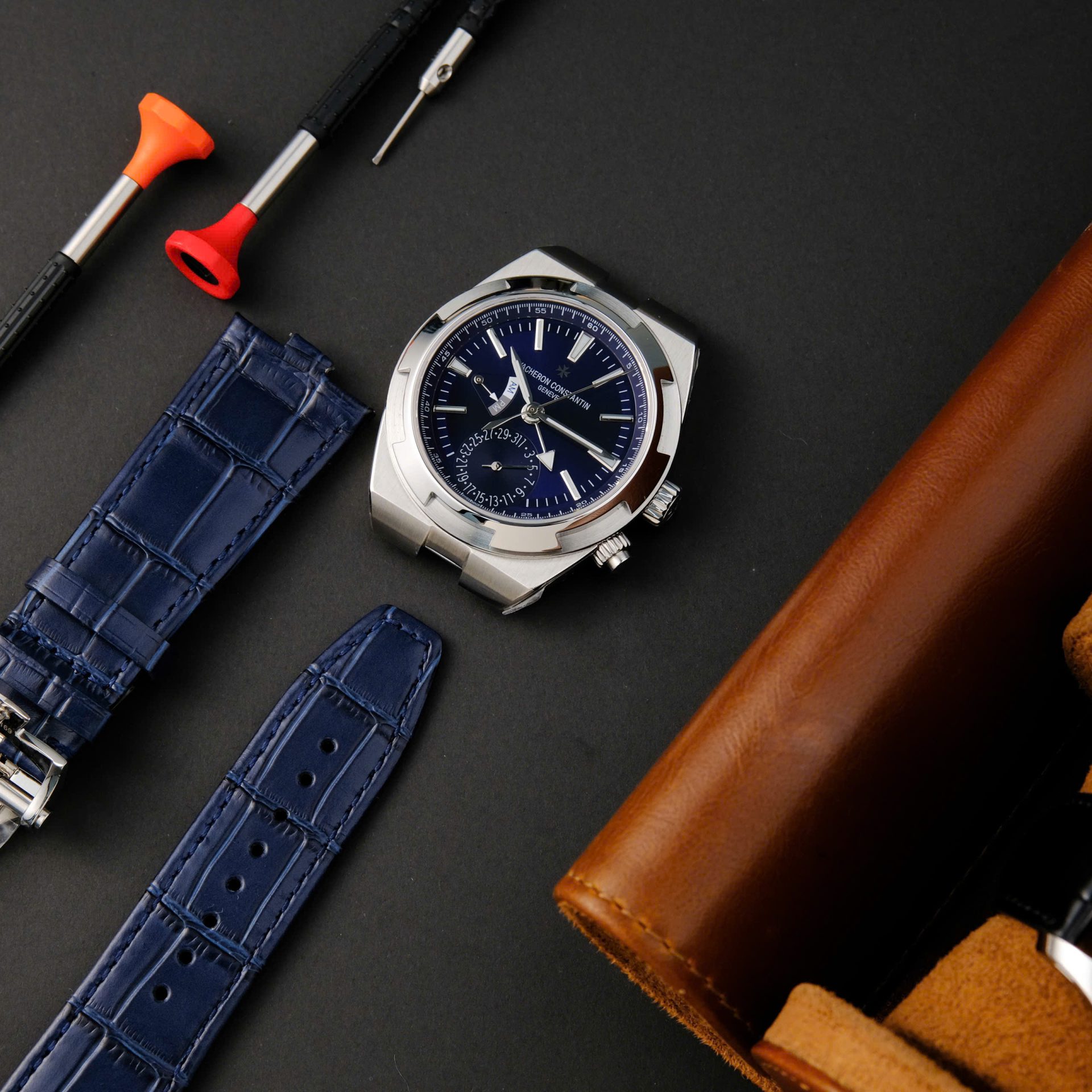 Vacheron Constantin Overseas Dual Time 7900V Replica Watch Blue Dial PZ Factory 41mm - Top club