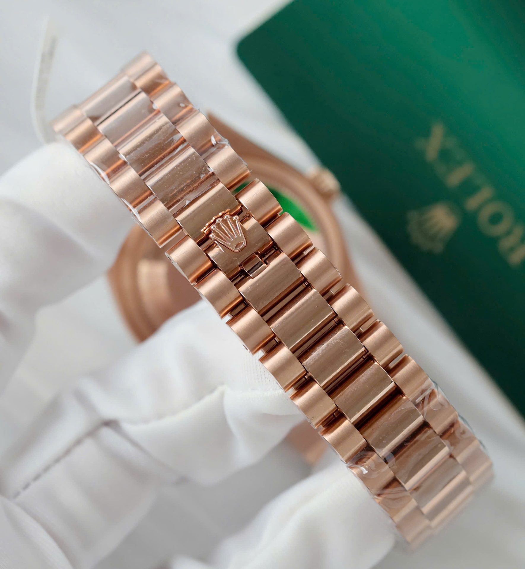 Rolex Day-Date Copies Watches 18K Rose Gold Wrapped + Moissanite Diamonds GM Factory 36mm - Top club