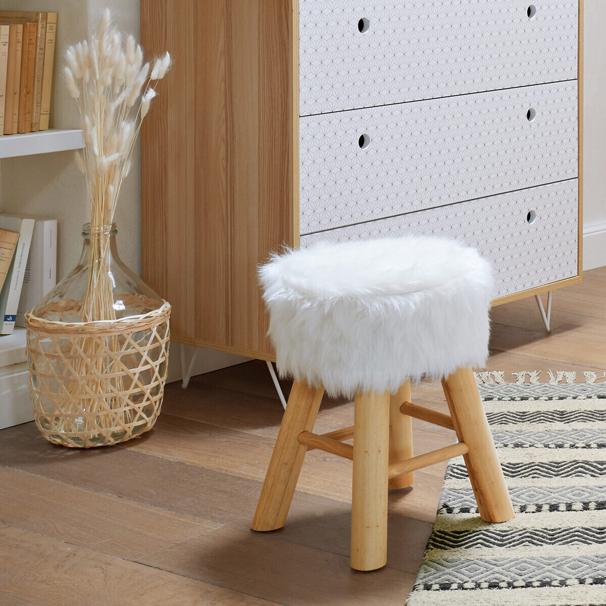 Stool "Oslo" Fur effect, White