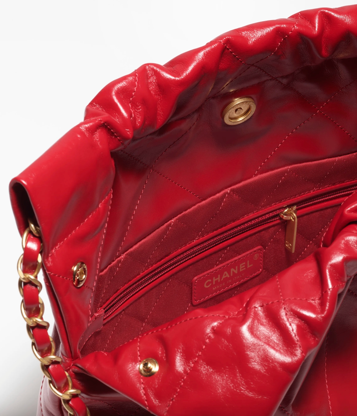 CHANEL 22 SMALL HANDBAG Shiny Calfskin & Gold-Tone Metal Red1:1High-quality replica