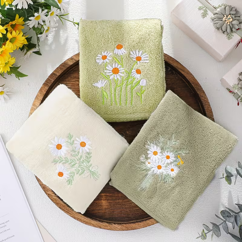 Solid Color Daisy Embroidered Towel, High Quality Bathroom, Hotel Suitable, Hand Towel, Face Towel