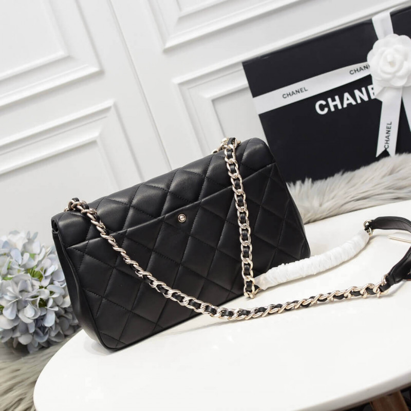 Replica Chanel Flap Bag With Large Bi-Color Chain As13541:1High-quality replica